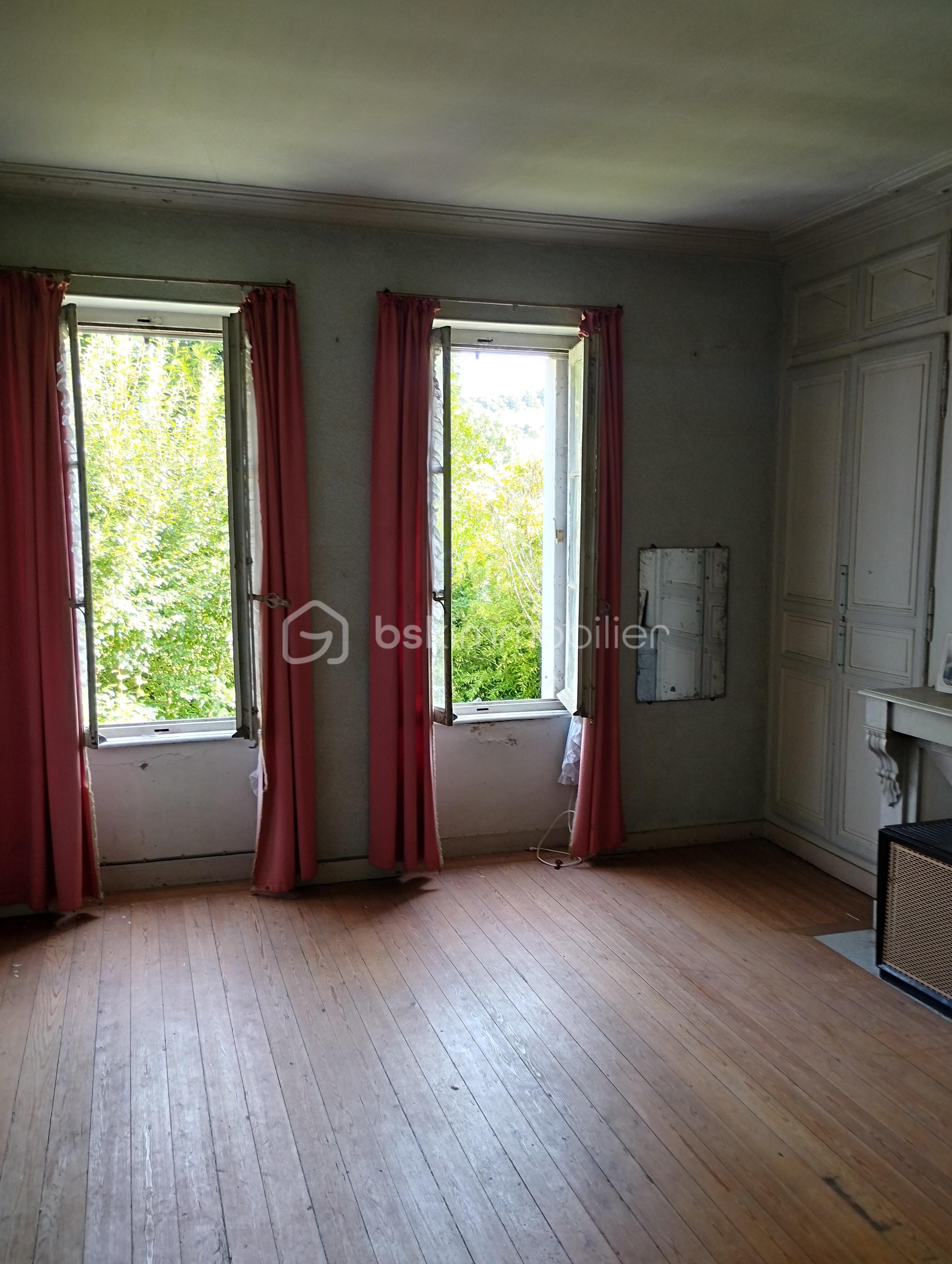 Maison de 170 m² - Double séjour vue 1.jpg