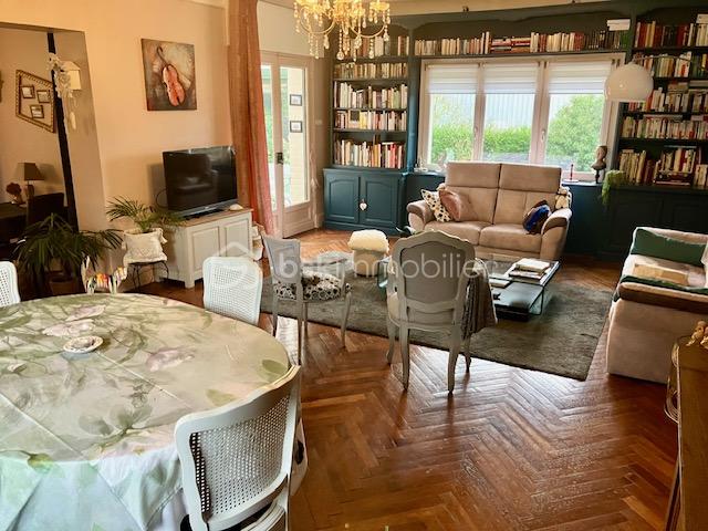 demongeot salon vers la véranda.jpeg