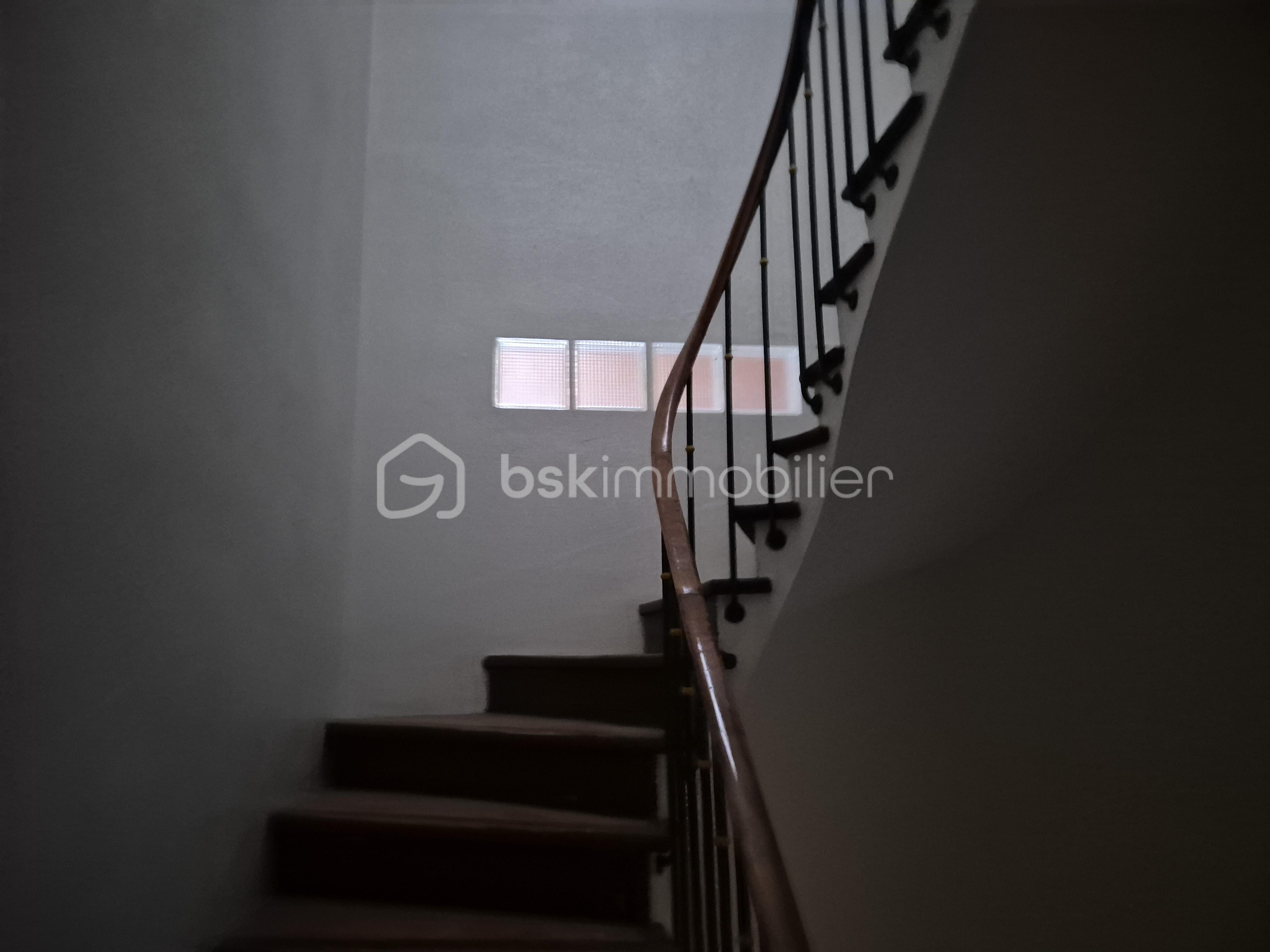 Immeuble de 270 m² - 20251128_094941.jpg