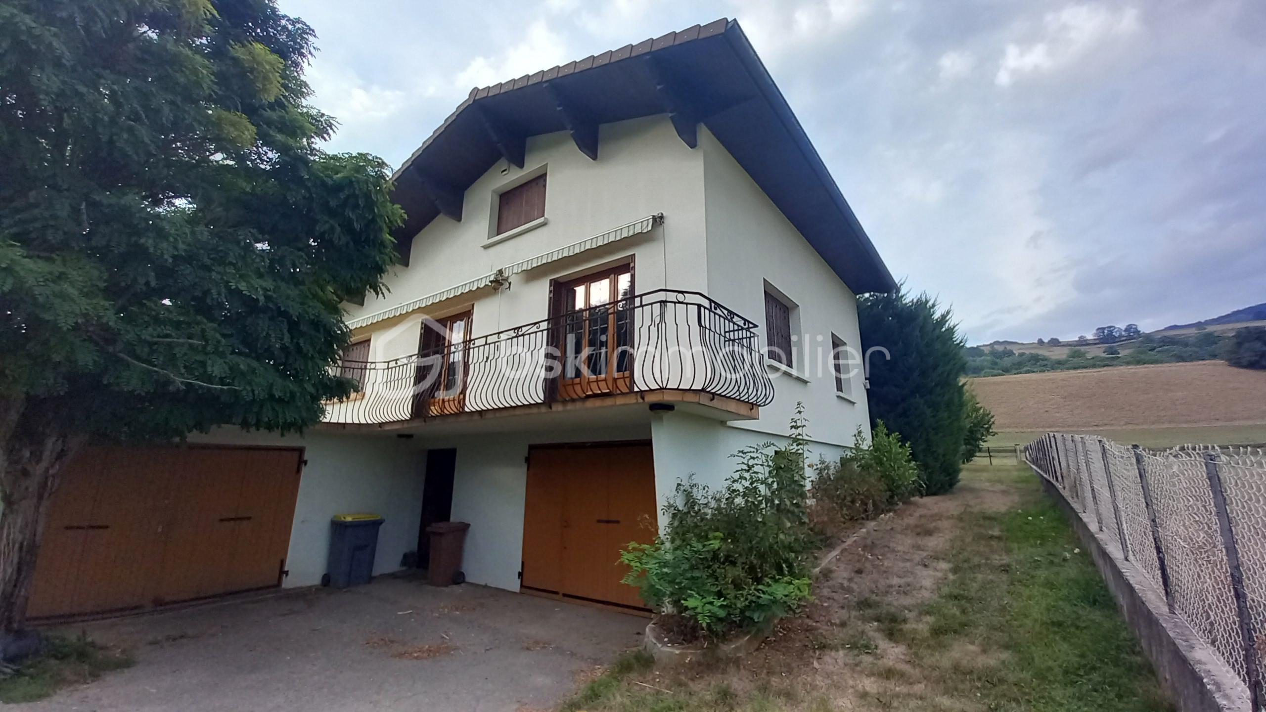 Maison de 135 m² - Maison Voiron Rousset Photo façade avant 2.jpg