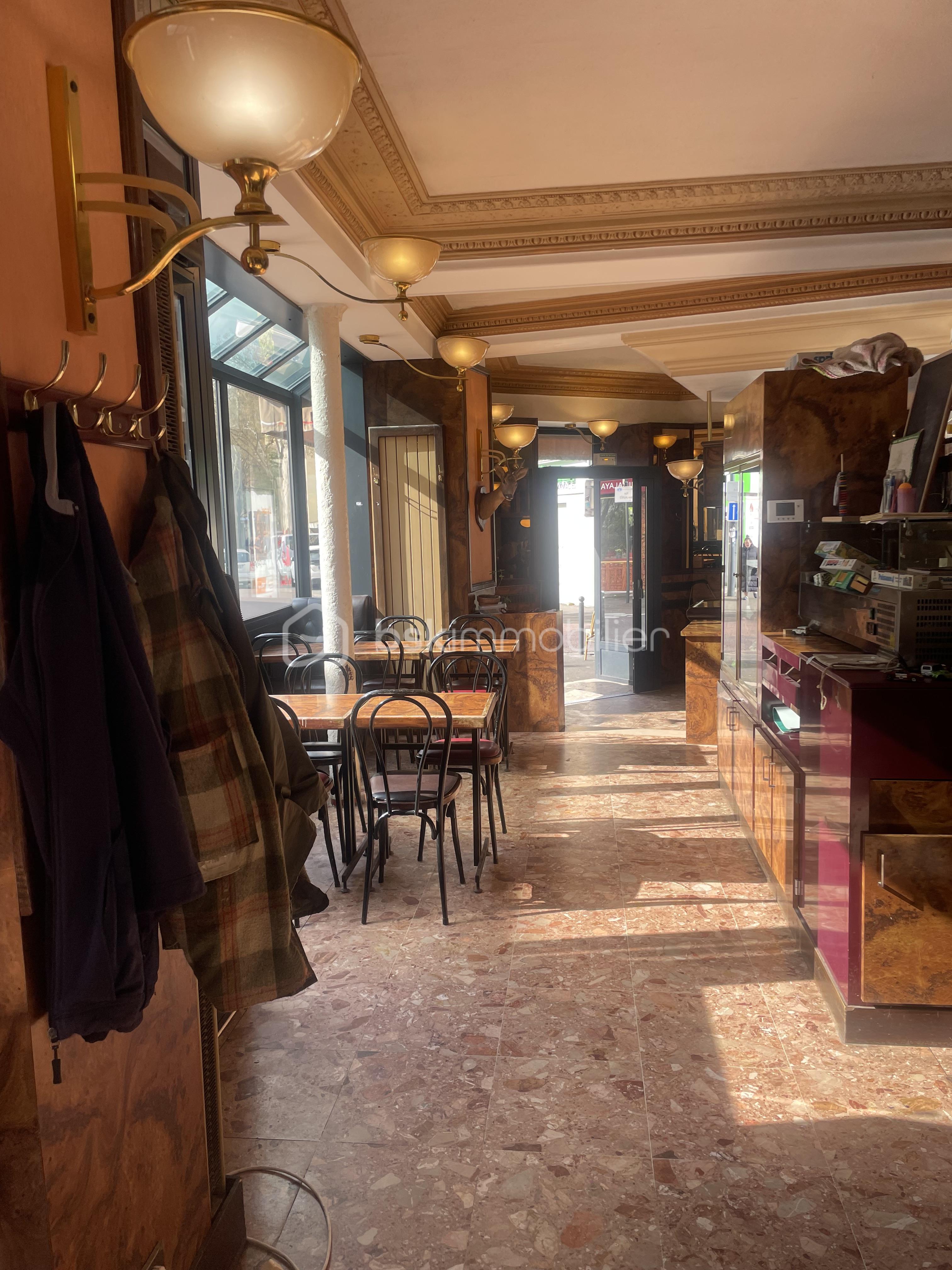 devant comptoir.jpeg