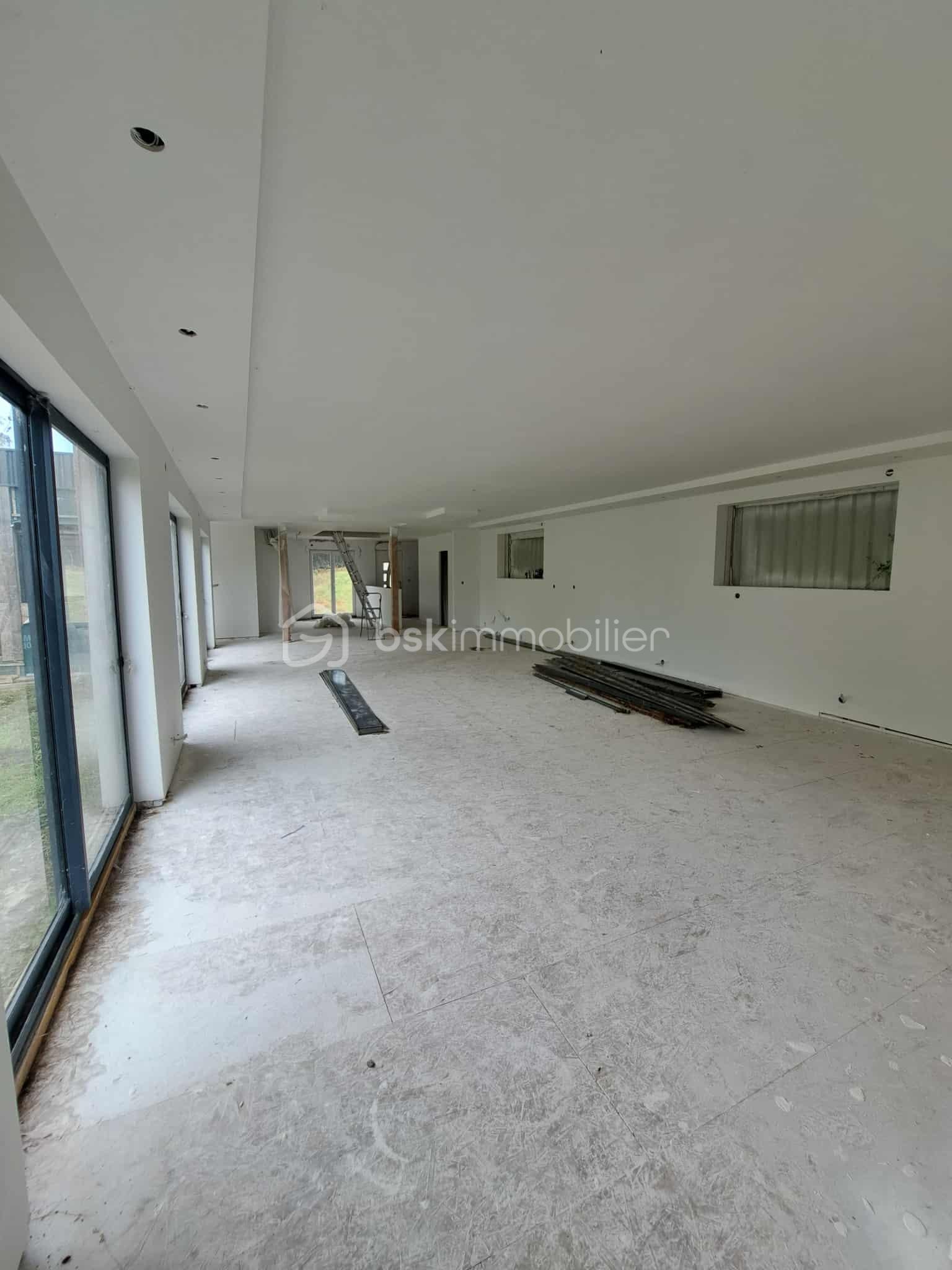 Maison contemporaine de 190 m² - 9ad1d00d-132f-4204-a903-1a127286c99b.jfif