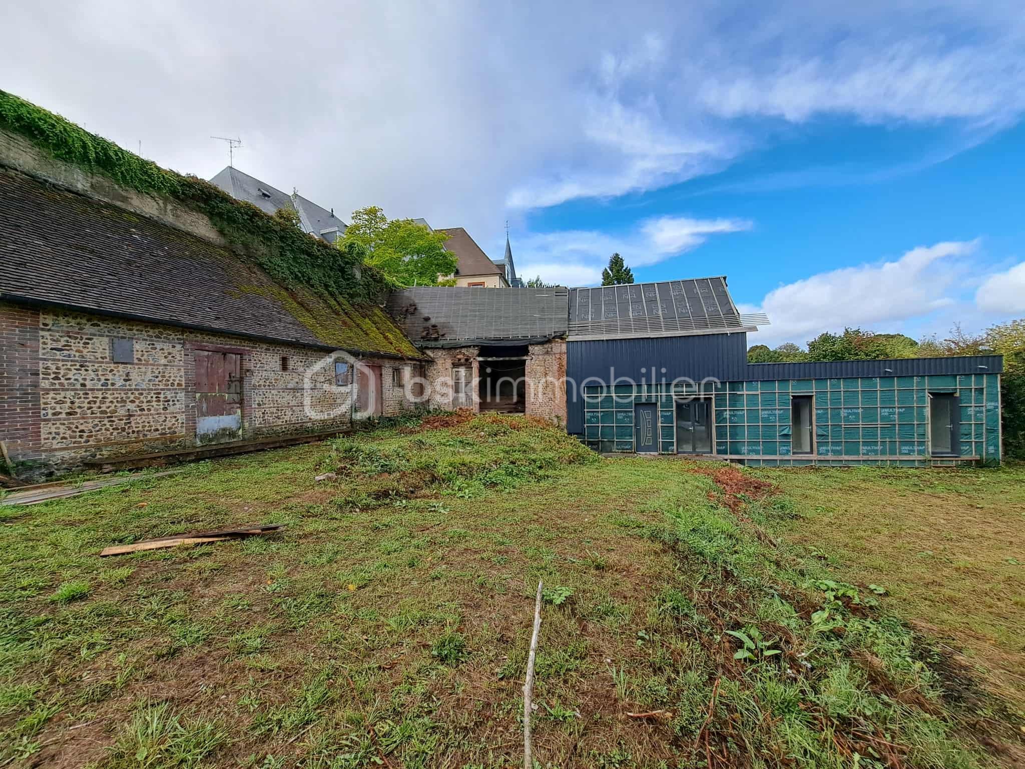 Maison contemporaine de 190 m² - 0de8687a-9f7f-4b9a-b235-c28b5a795e09.jfif