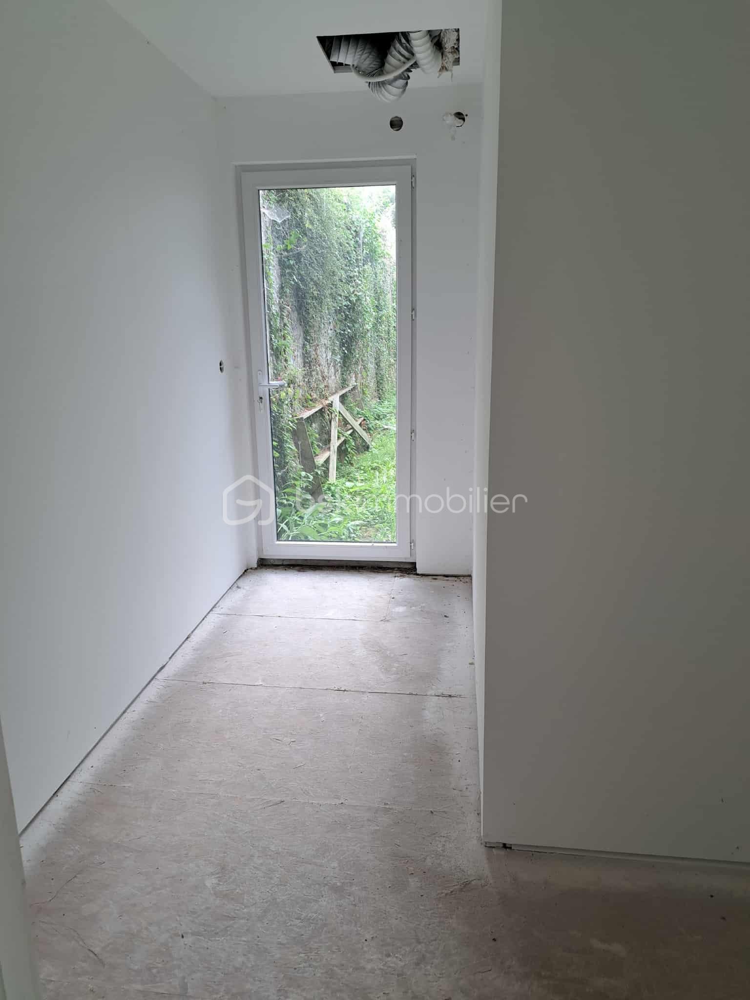 Maison contemporaine de 190 m² - a8ed593e-6223-4115-aefa-a34b54ea4dde.jfif