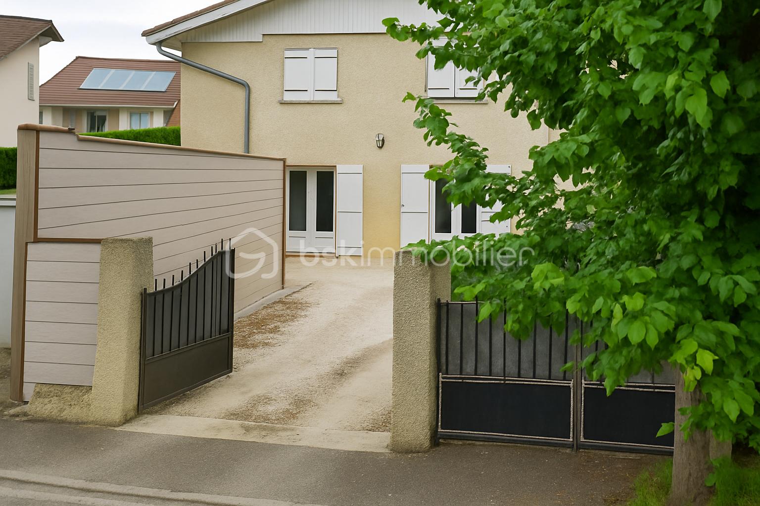 Duplex de 122 m² - ChatGPT Image 25 août 2025, 12_23_01.png