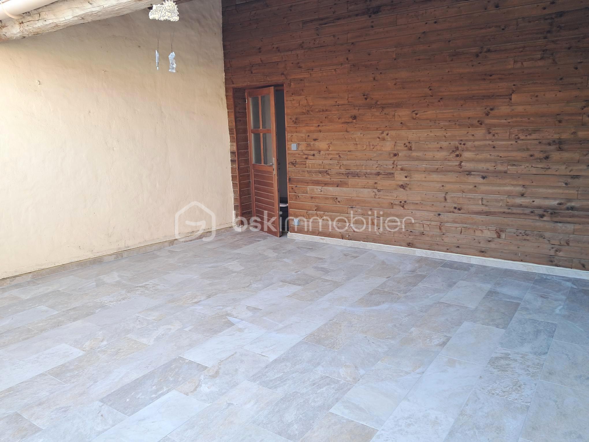 Maison ancienne de 253 m² - 01-terrasse.jpg