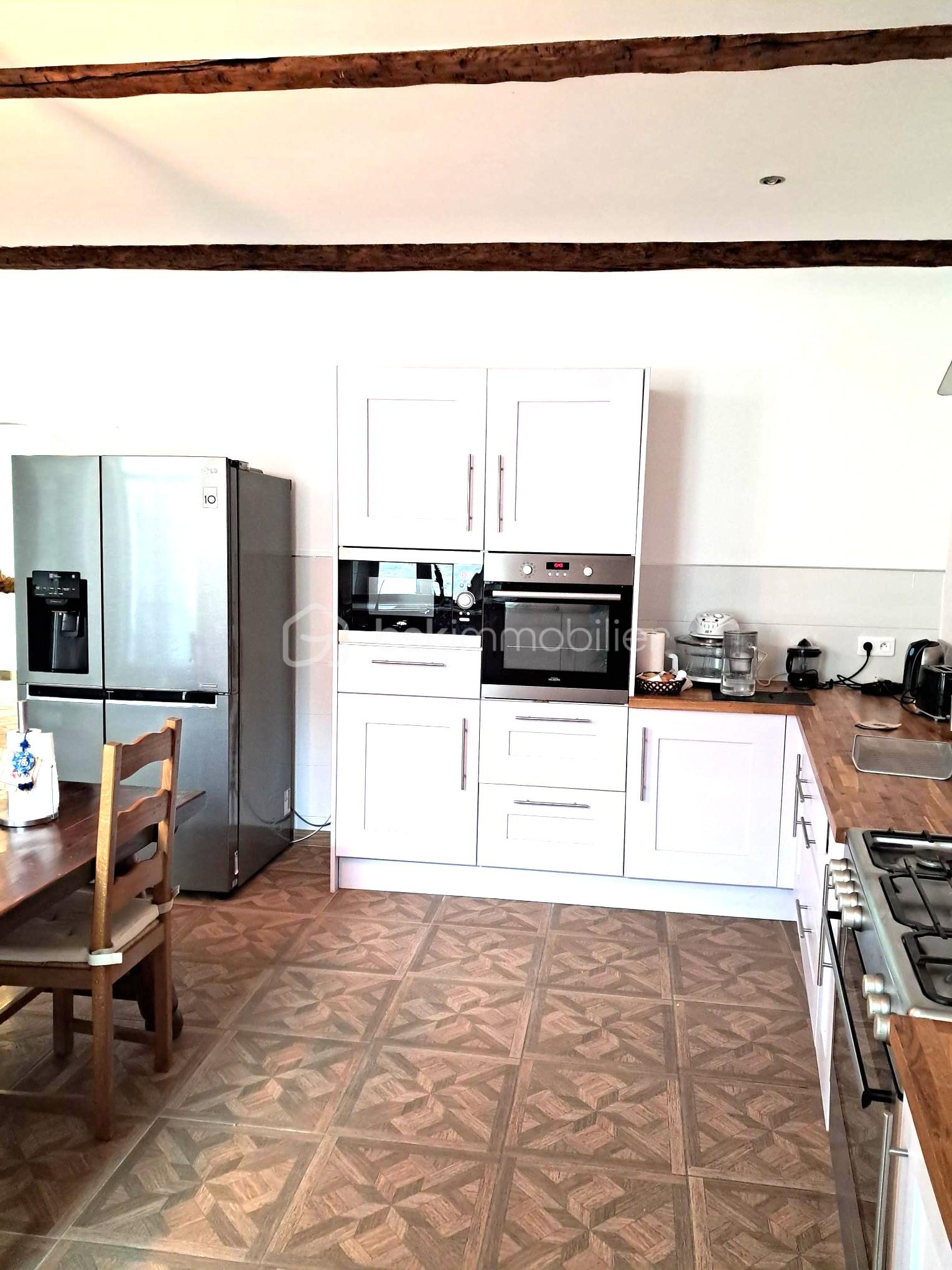Maison ancienne de 253 m² - 1o-cuisine.jpg
