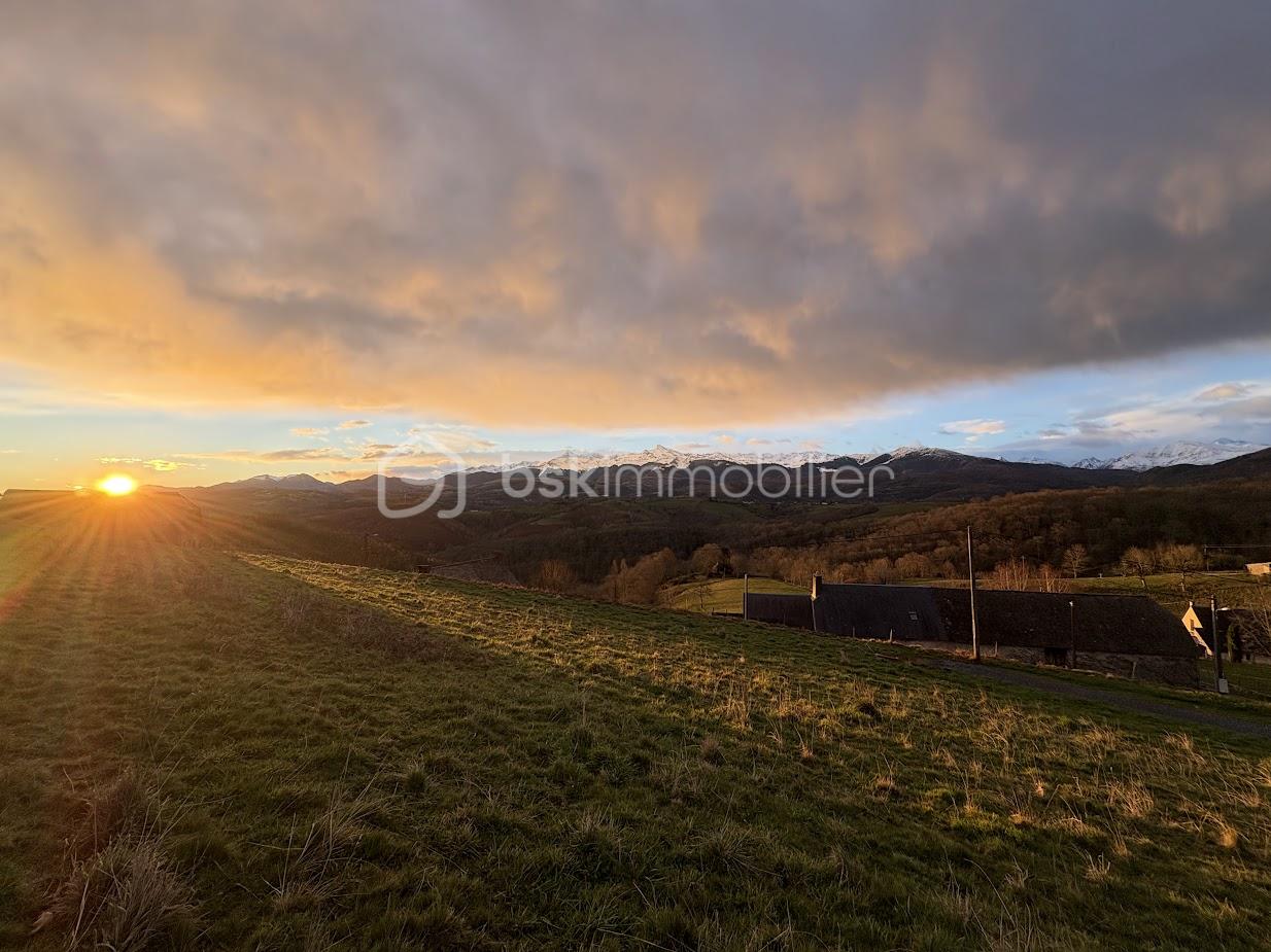 Terrain de 2 650 m²