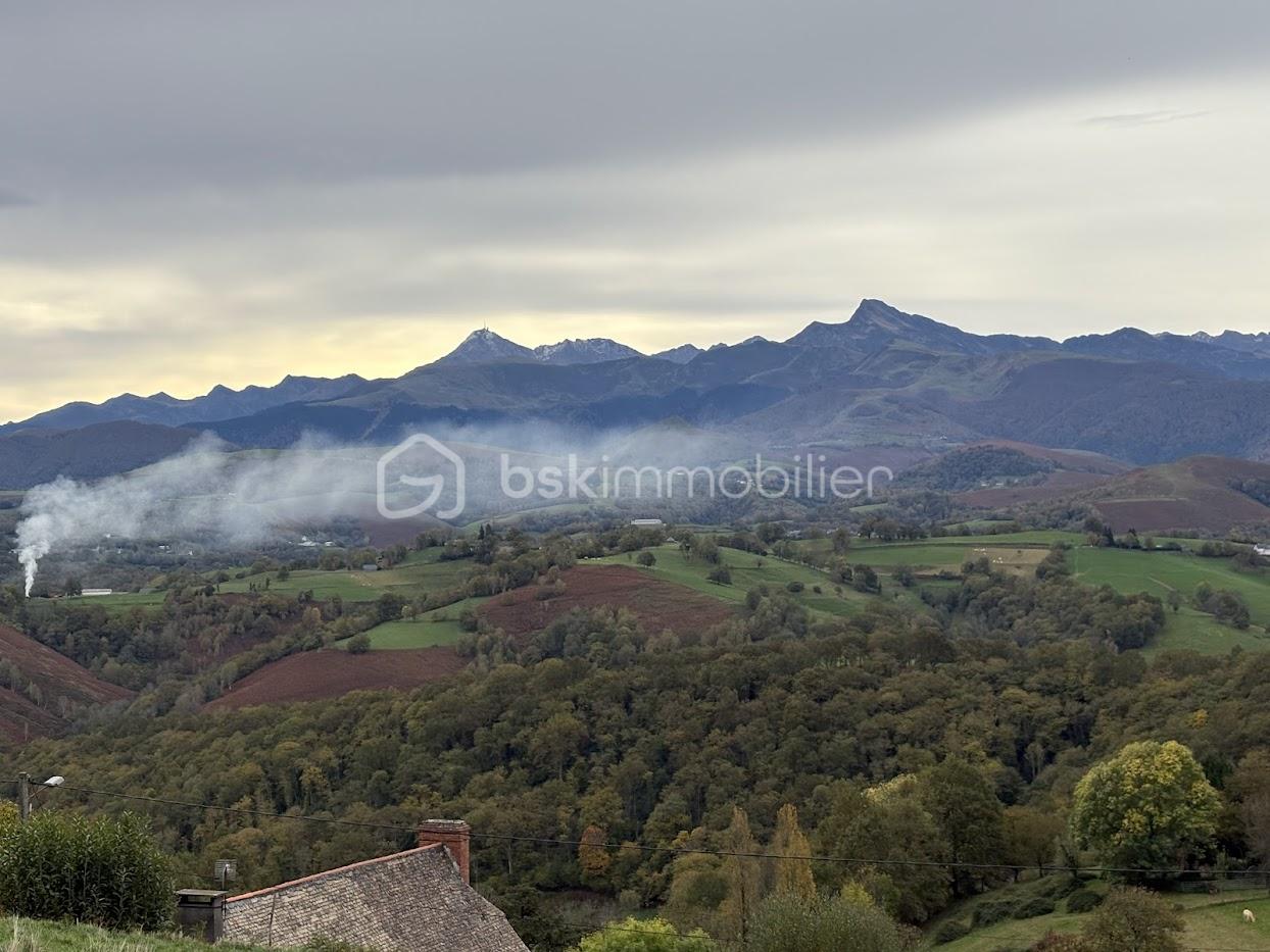 Terrain de 2 650 m²