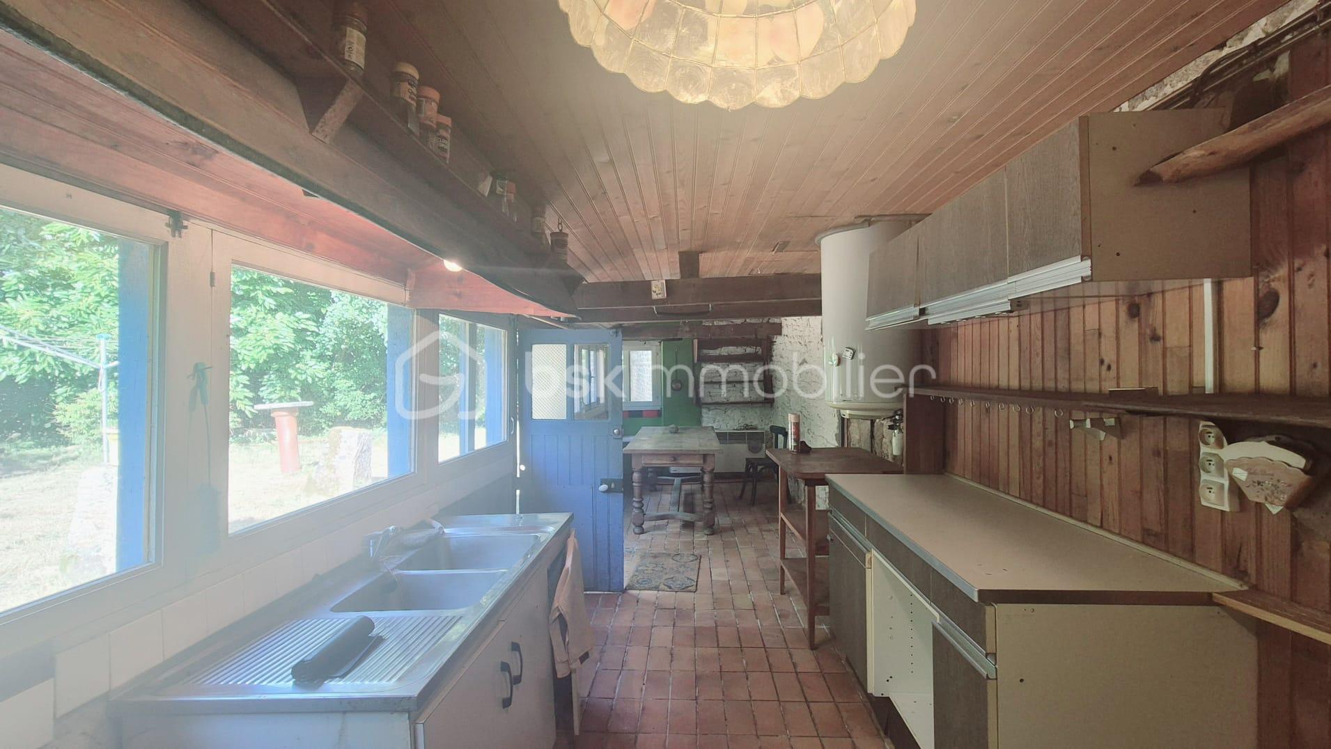 Maison en pierre de 163 m² - WhatsApp Image 2025-06-24 à 09.40.24_43f874b4.jpg