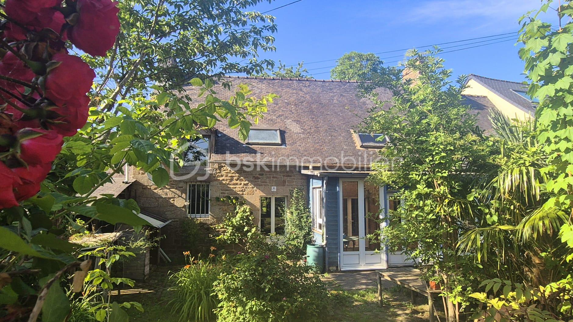 Maison en pierre de 163 m² - WhatsApp Image 2025-06-24 à 09.40.23_0a6459f5.jpg