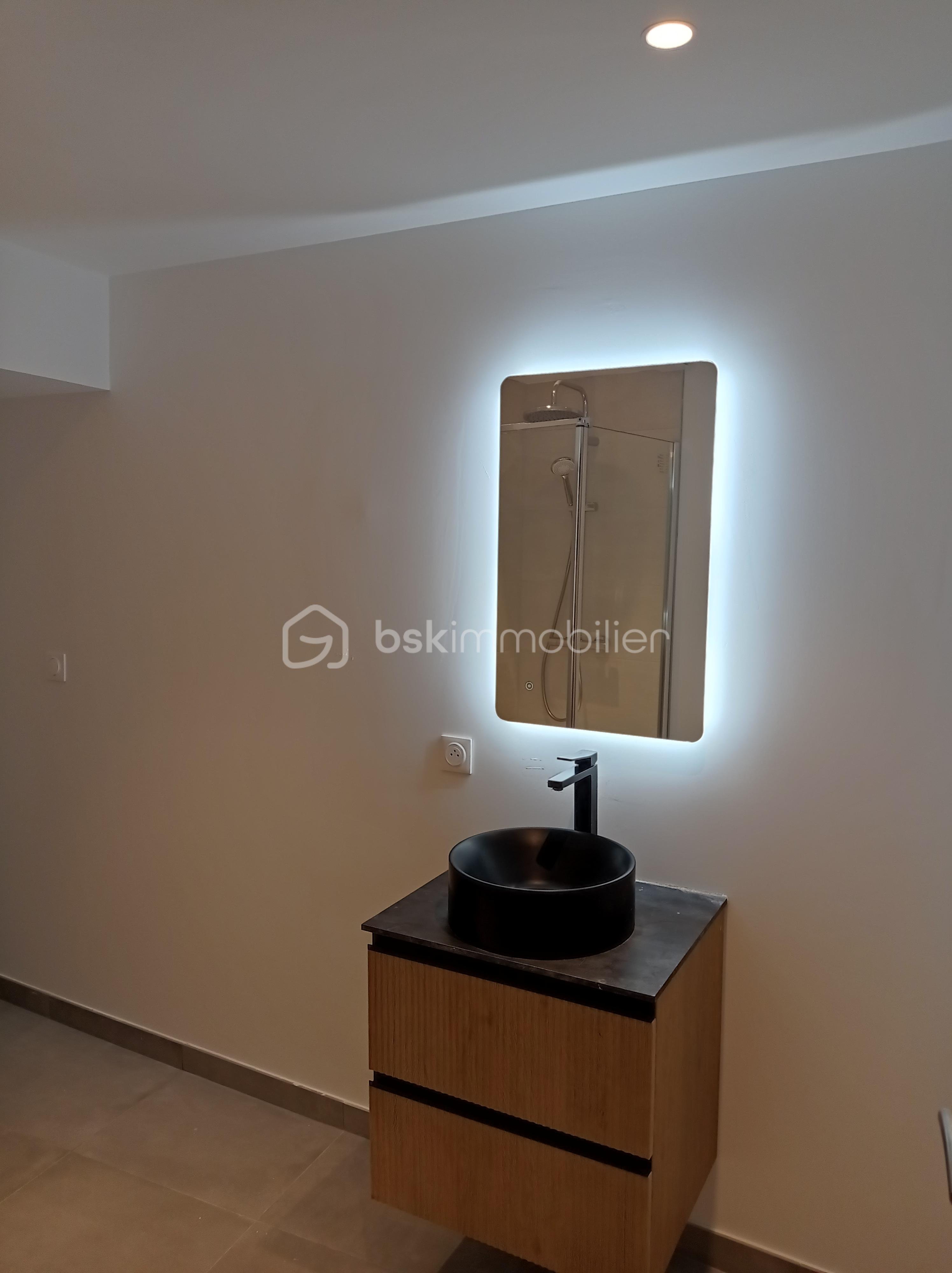 Appartement de 60 m² - BEURE T2 505 (2).jpg