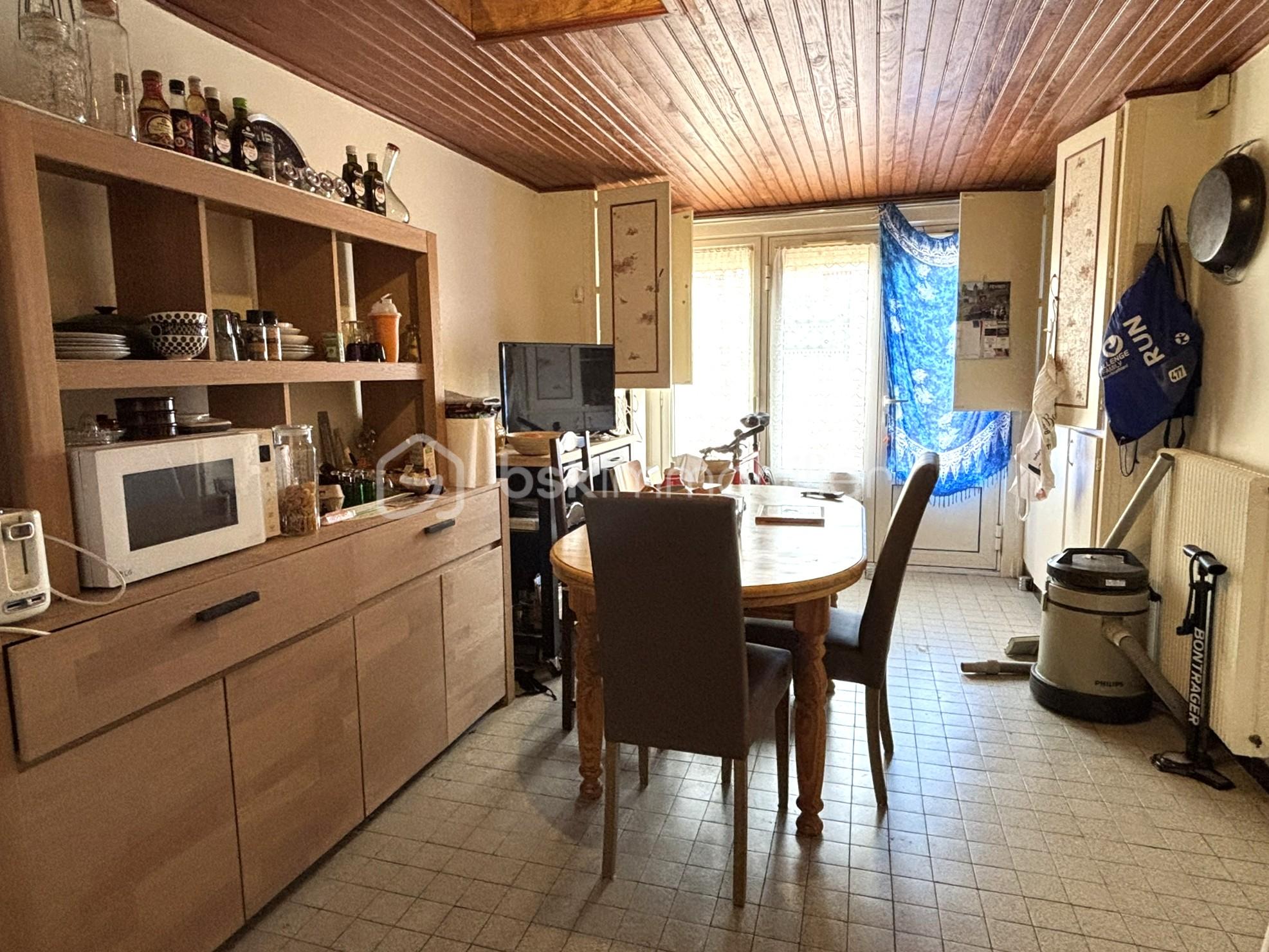 Maison traditionnelle de 110 m² - cuisine.JPEG