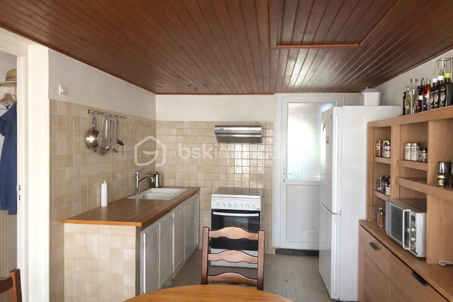 Maison traditionnelle de 110 m² - 2 cuisine.jpg