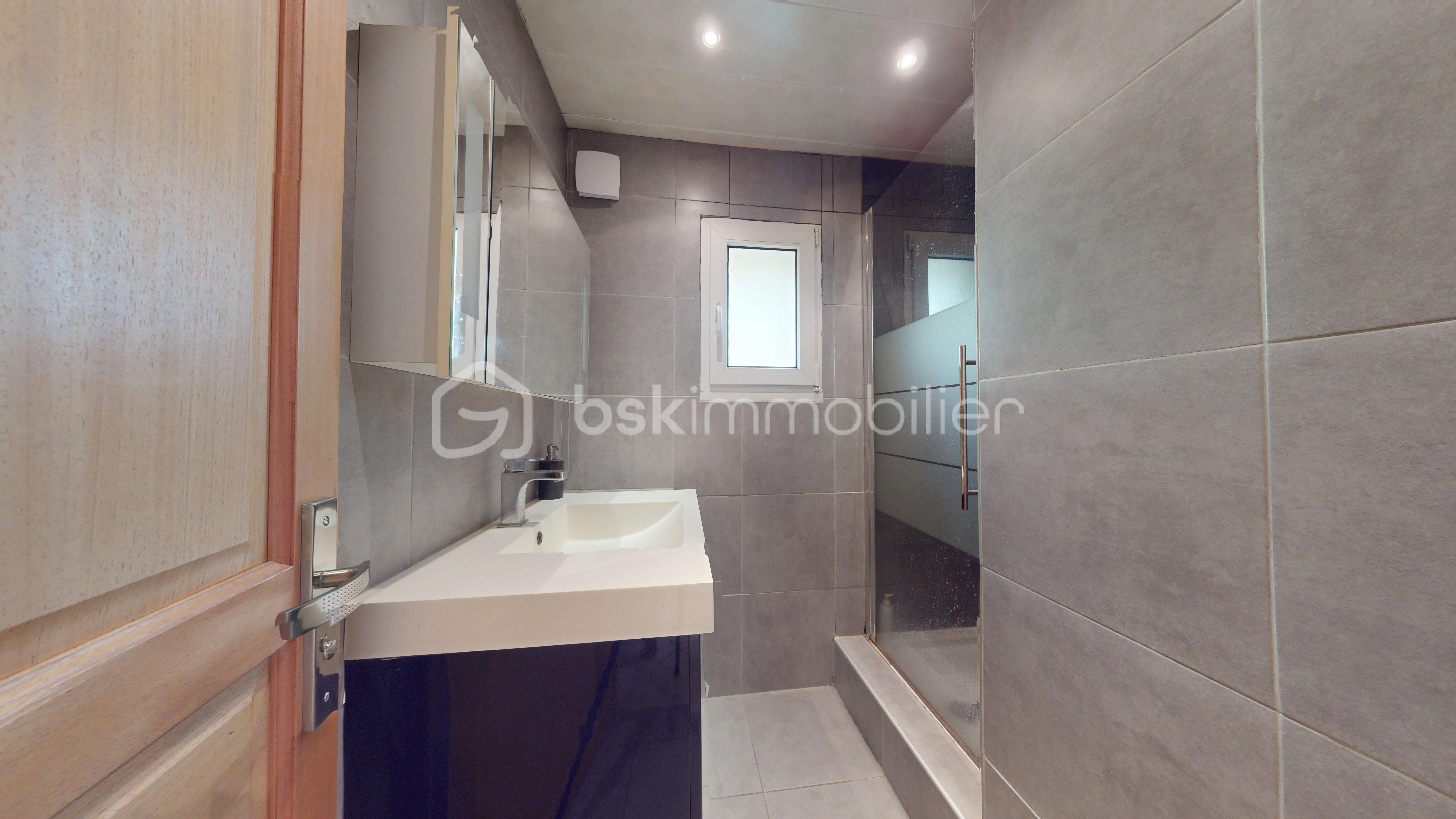 Maison d architecte de 164 m² - Villa-avec-vue-exceptionnelle-piscine-dependance-09182025_185306.jpg