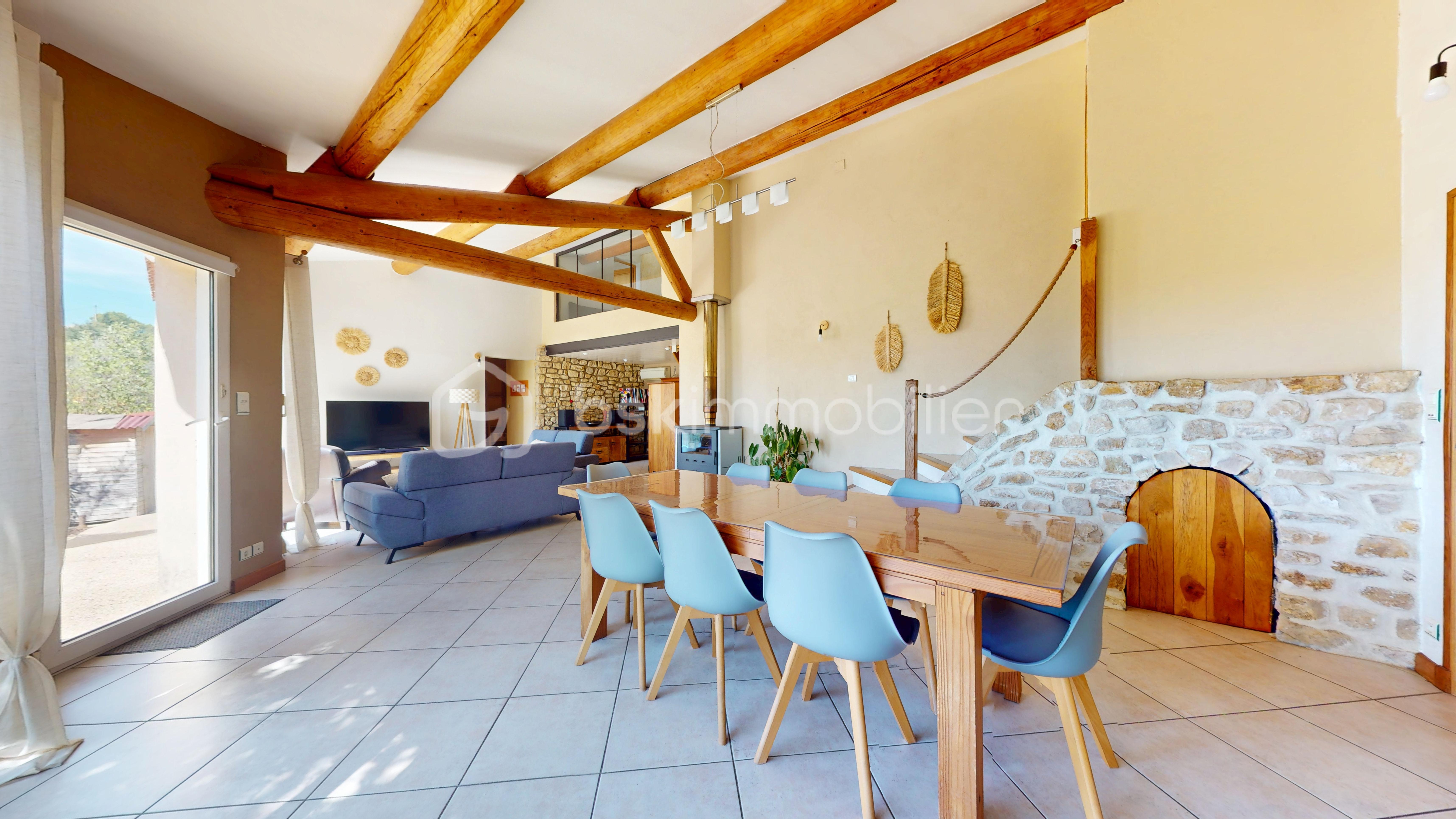 Maison d architecte de 164 m² - Villa-avec-vue-exceptionnelle-piscine-dependance-09182025_183615.jpg