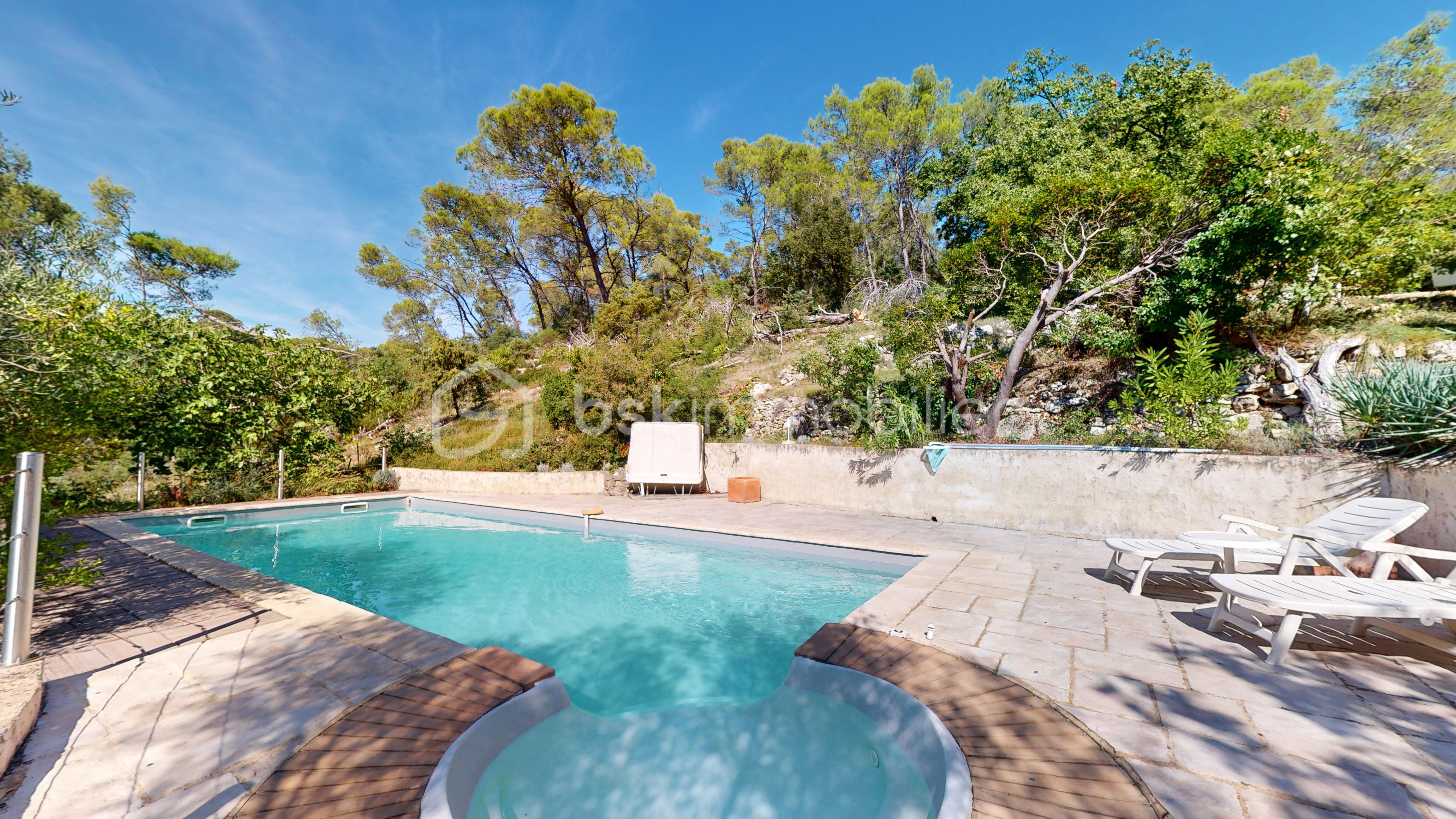 Maison d architecte de 164 m² - Villa-avec-vue-exceptionnelle-piscine-dependance-09182025_193305.jpg