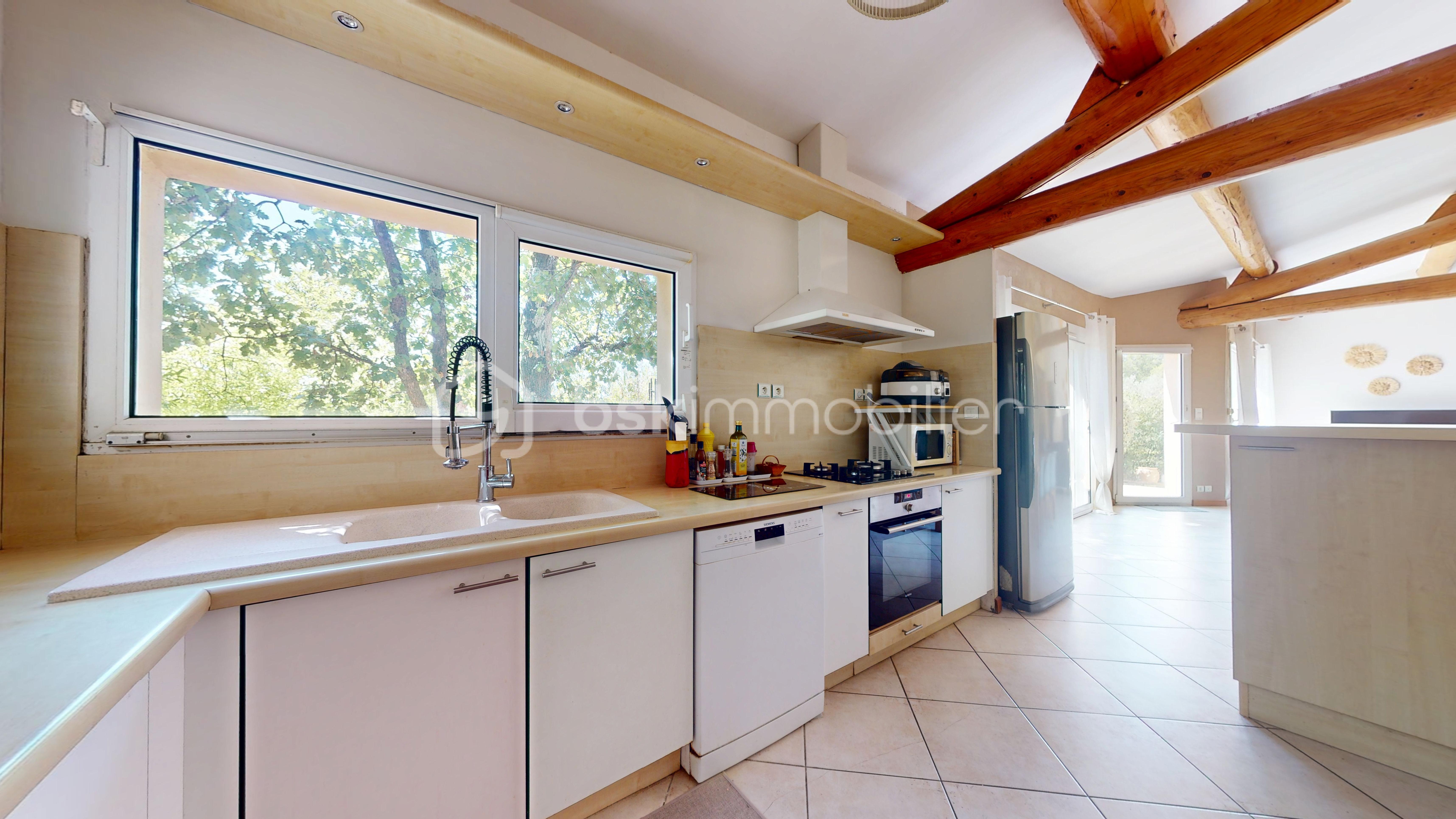 Maison d architecte de 164 m² - Villa-avec-vue-exceptionnelle-piscine-dependance-09182025_183912.jpg