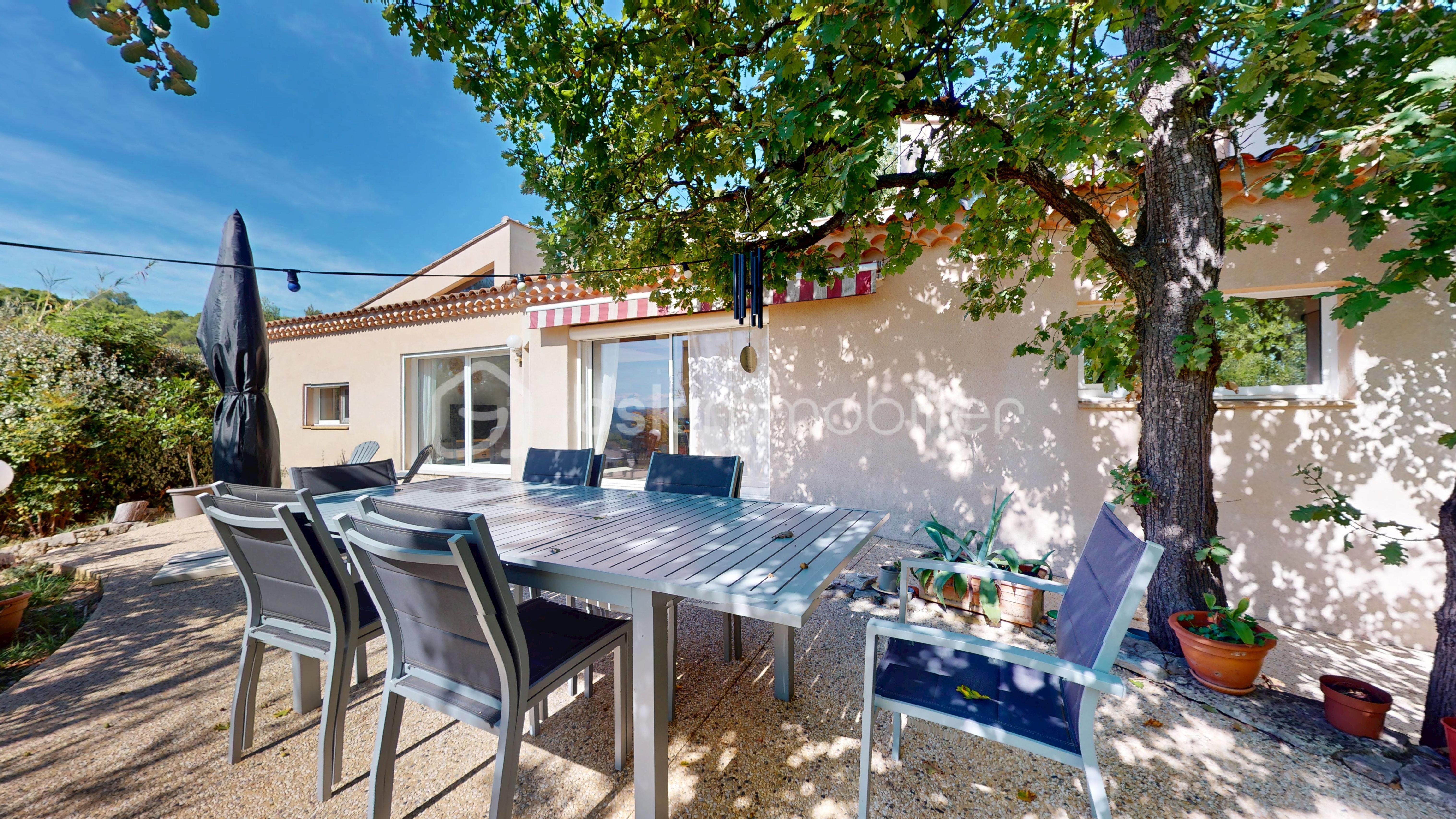 Maison d architecte de 164 m² - Villa-avec-vue-exceptionnelle-piscine-dependance-09182025_194033.jpg