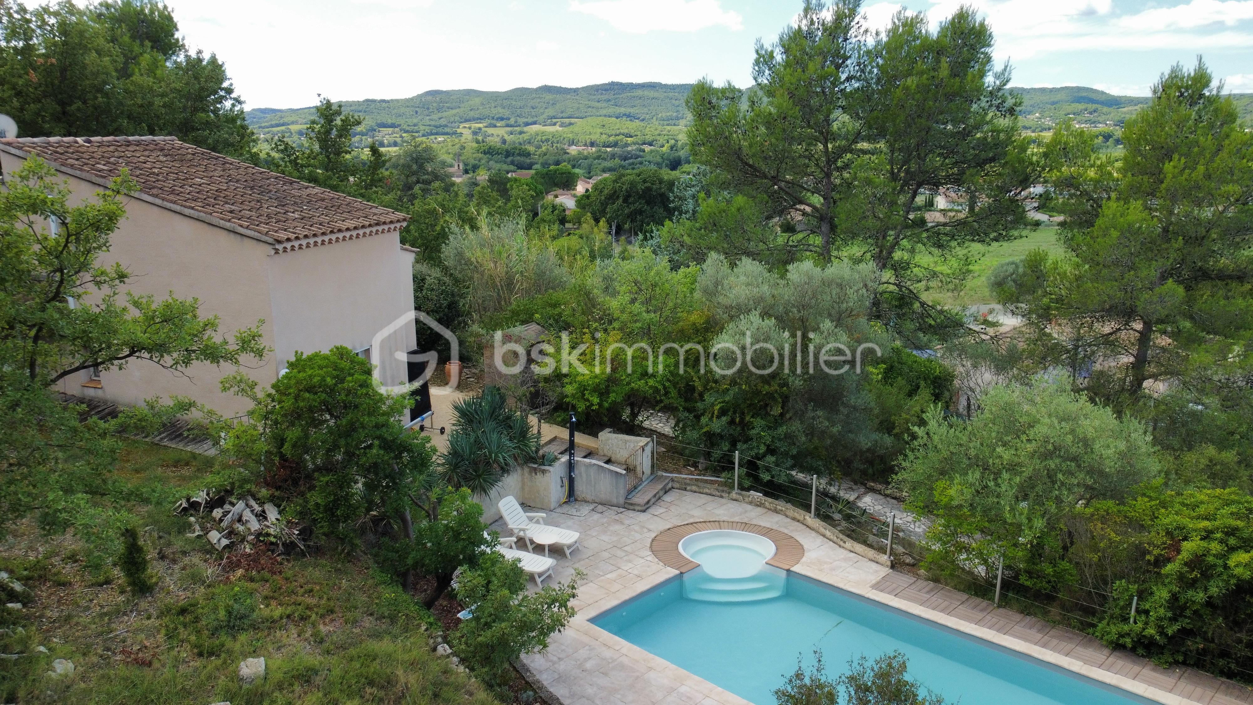 Maison d architecte de 164 m² - dji_fly_20250911_115844_40_1757584737528_photo_optimized.JPG