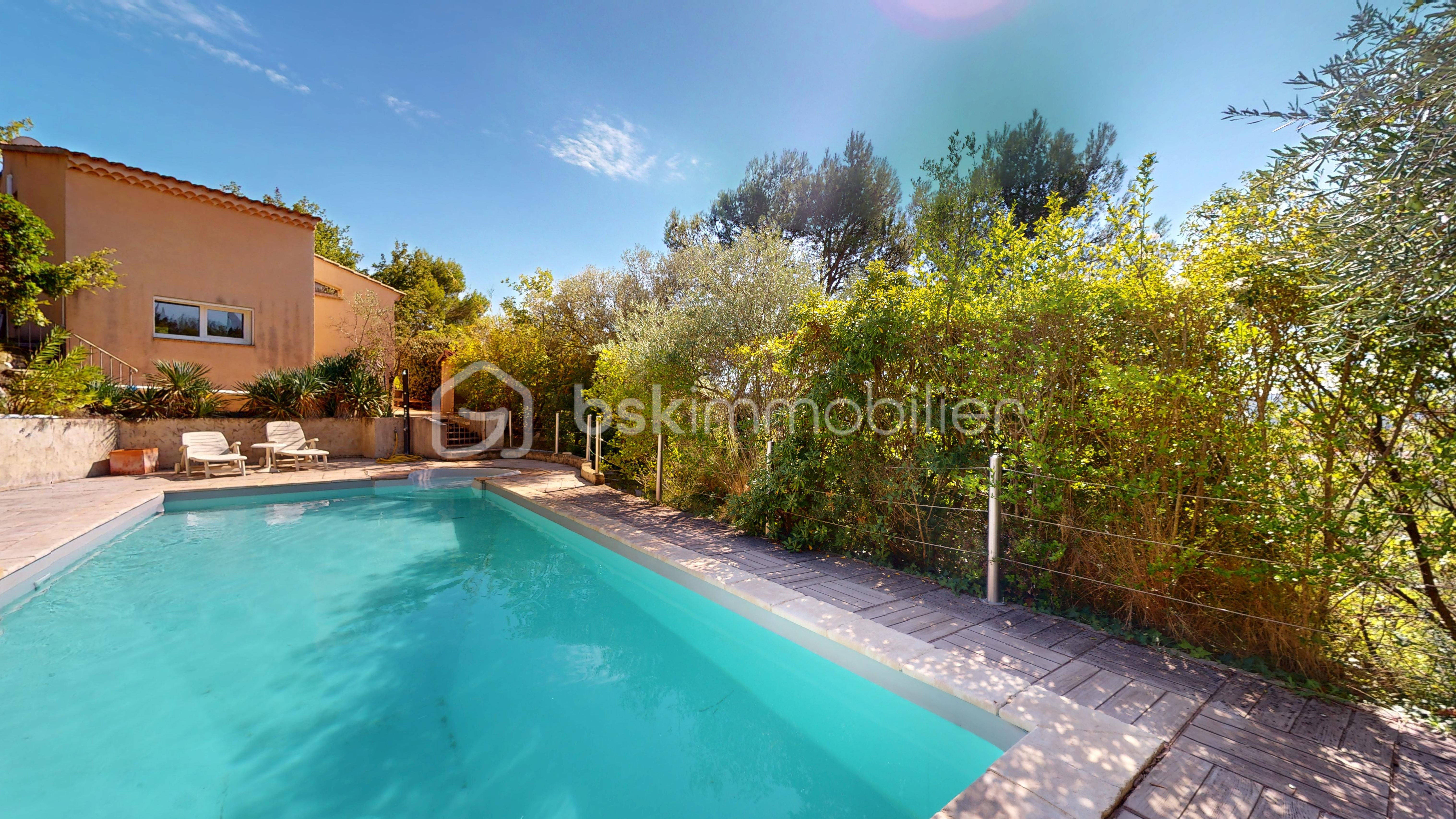 Maison d architecte de 164 m² - Villa-avec-vue-exceptionnelle-piscine-dependance-09182025_193346.jpg