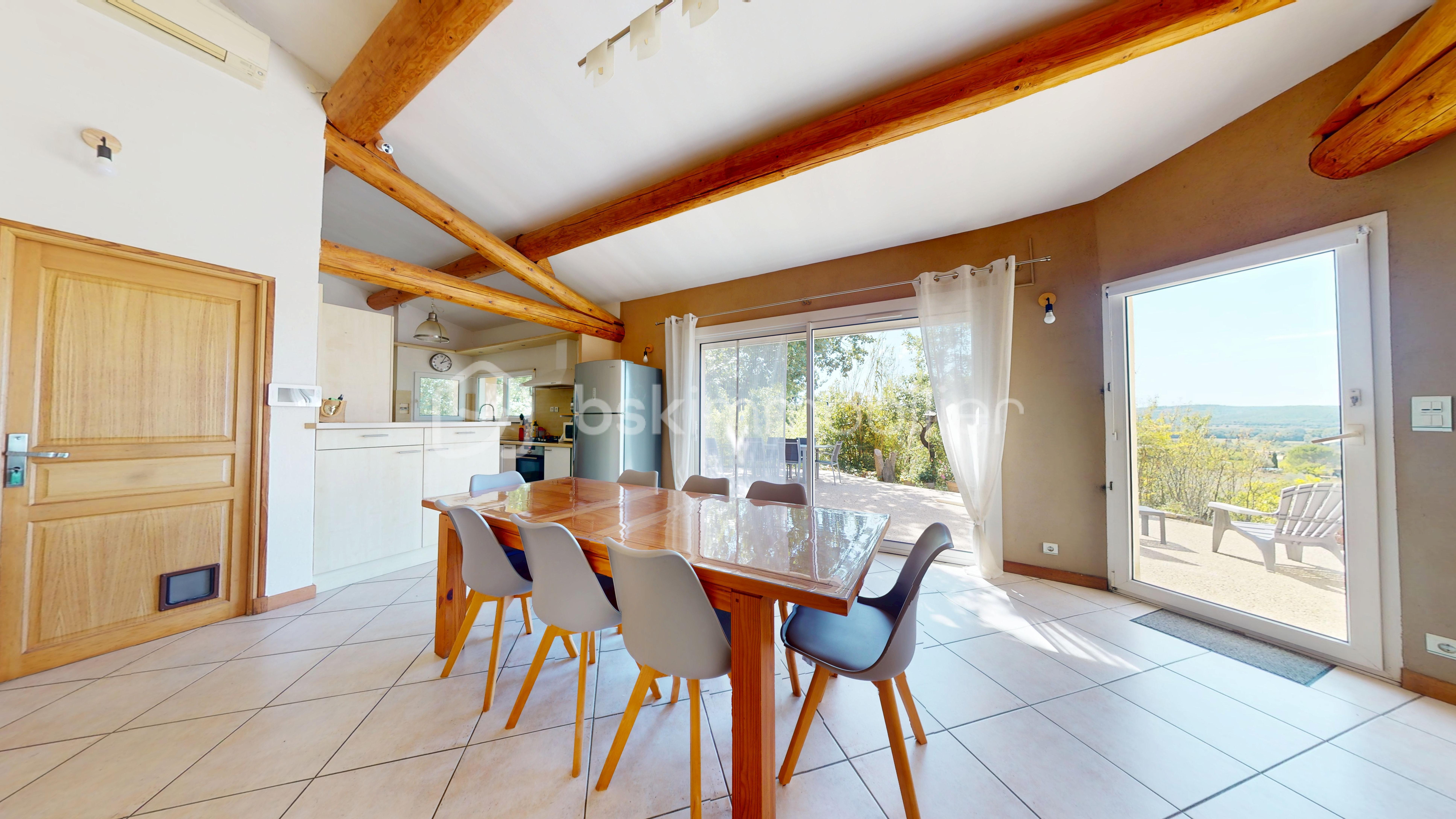 Maison d architecte de 164 m² - Villa-avec-vue-exceptionnelle-piscine-dependance-09182025_184615.jpg