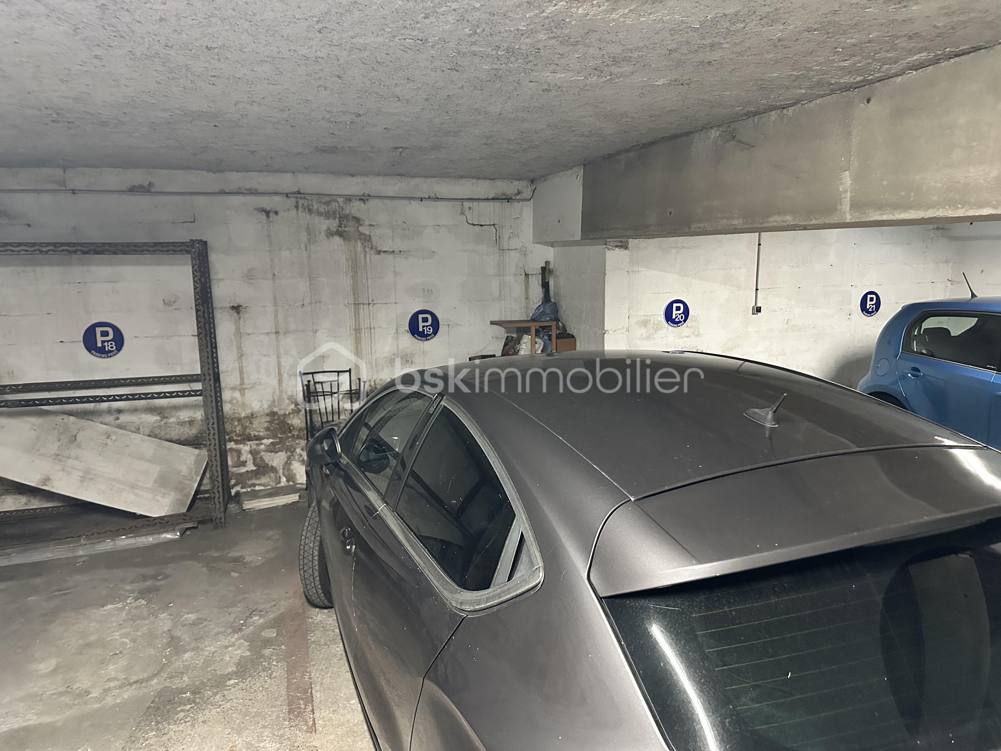 Appartement de 22,28 m² - 9-PARKING N19.jpg