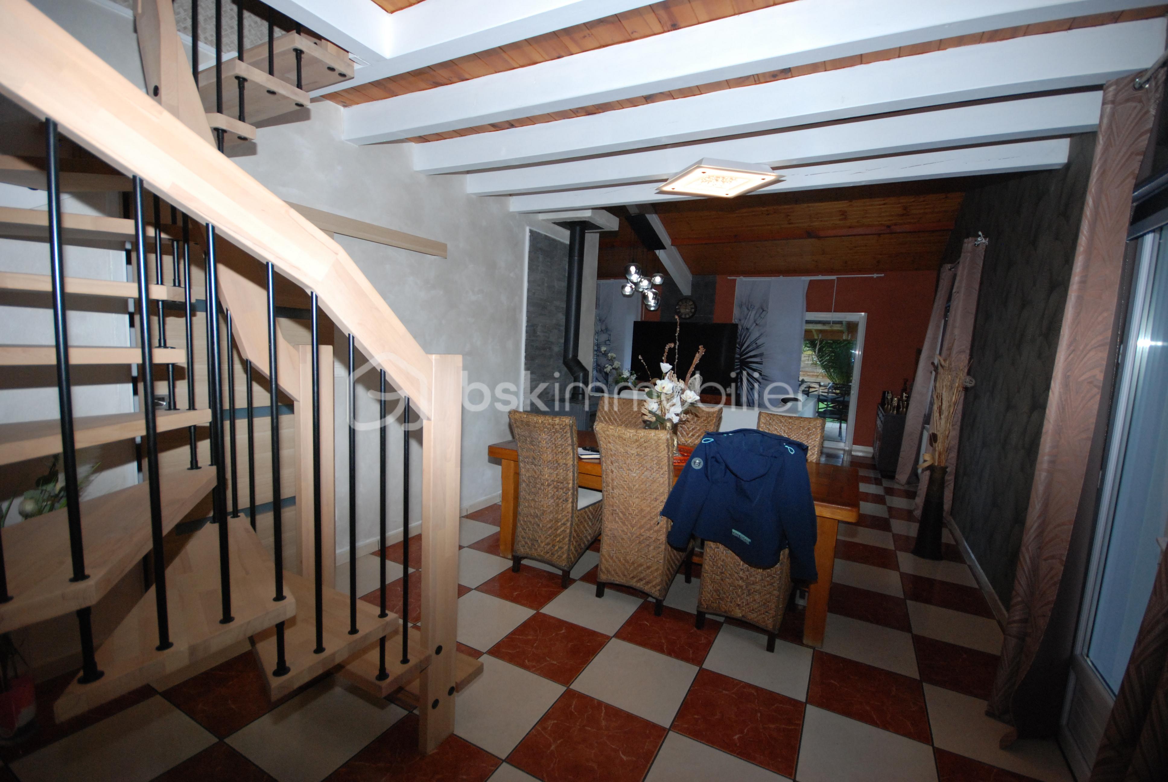 Demeure de 169 m² - PELLISSIER 17.JPG