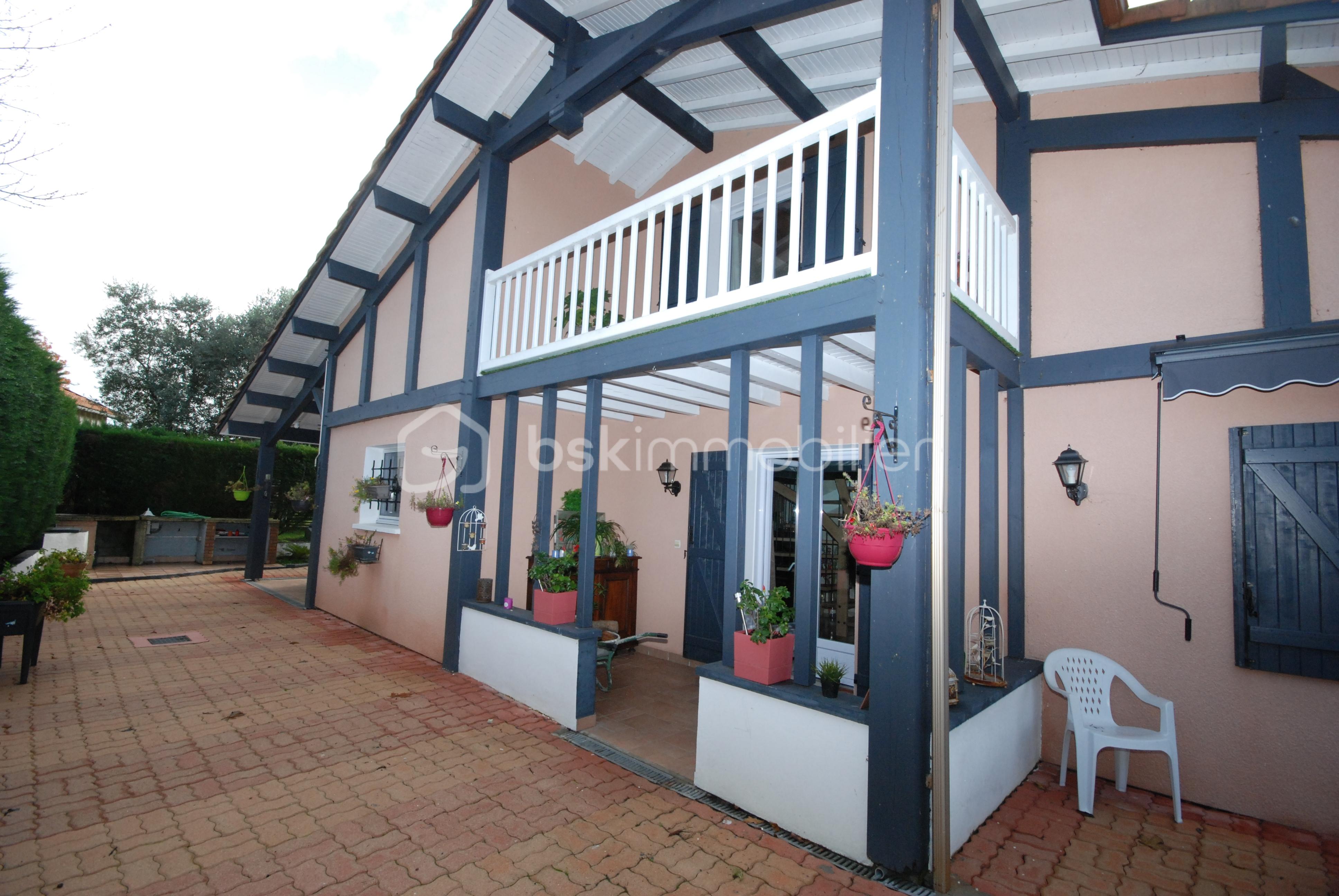 Demeure de 169 m² - PELLISSIER 001.JPG