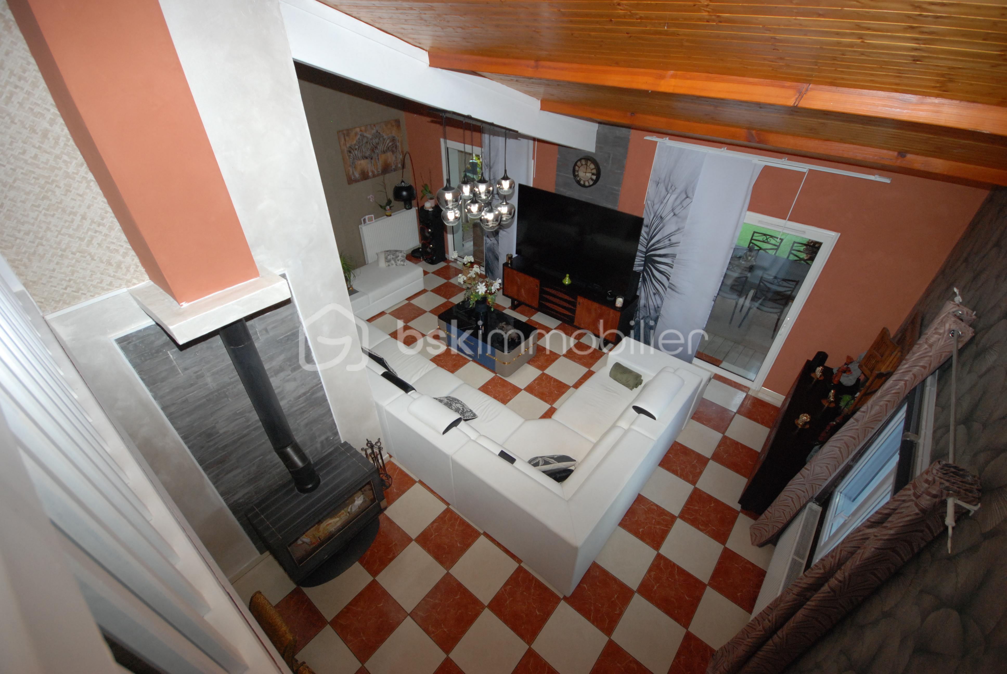 Demeure de 169 m² - PELLISSIER 19.JPG