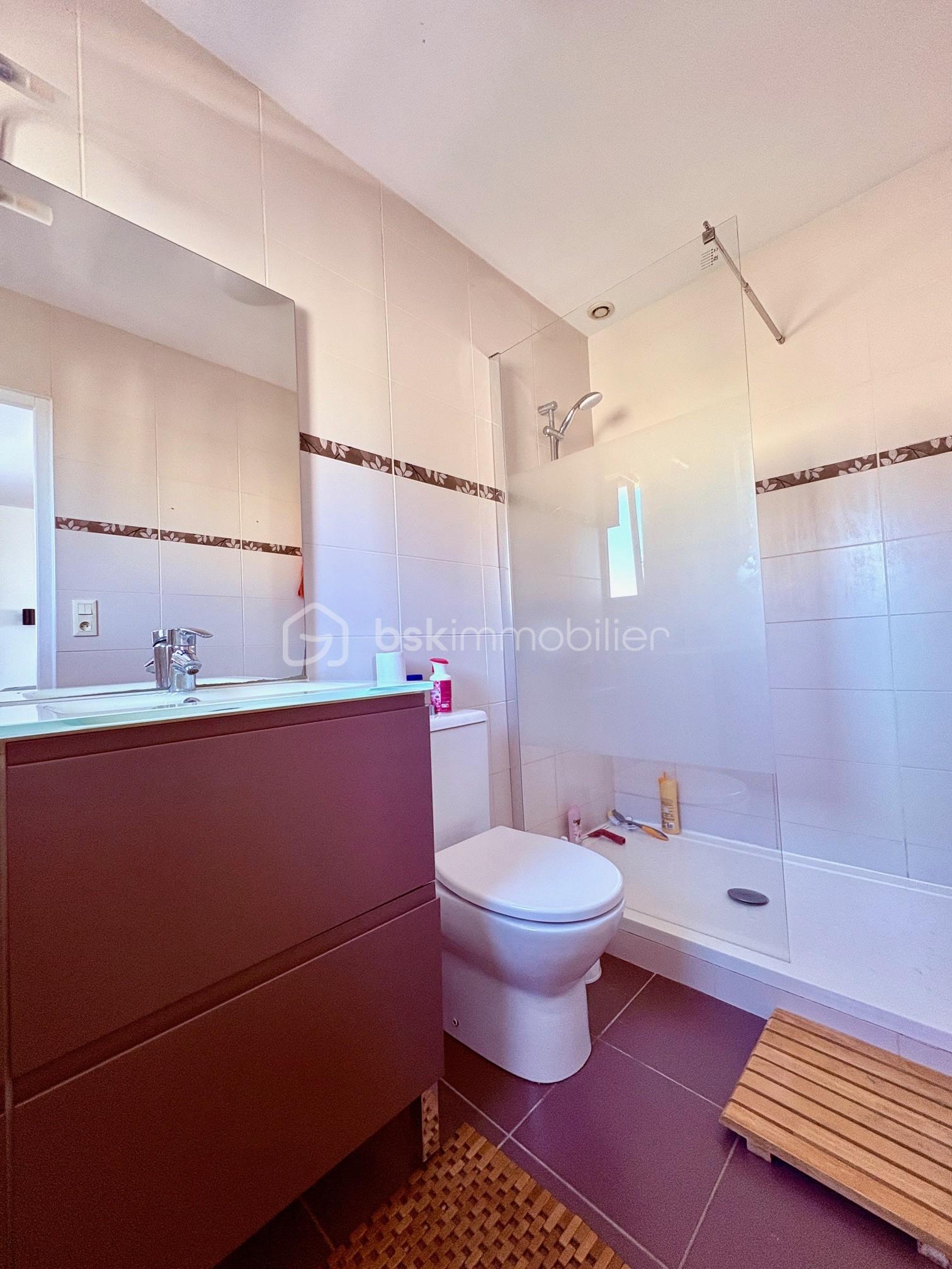 Maison de 120 m² - SALLE D EAU.jpg
