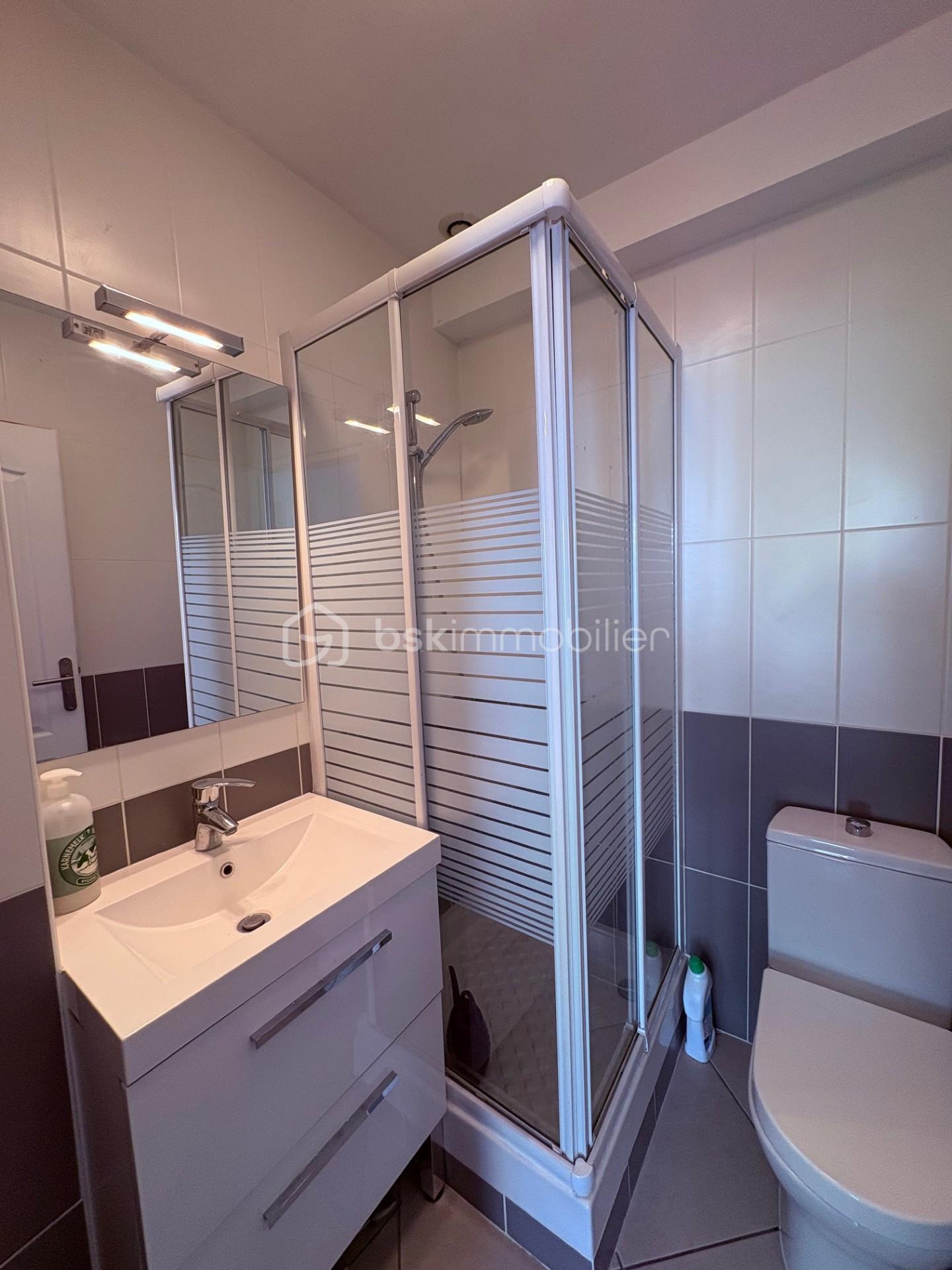 Maison de 120 m² - SDB.jpg