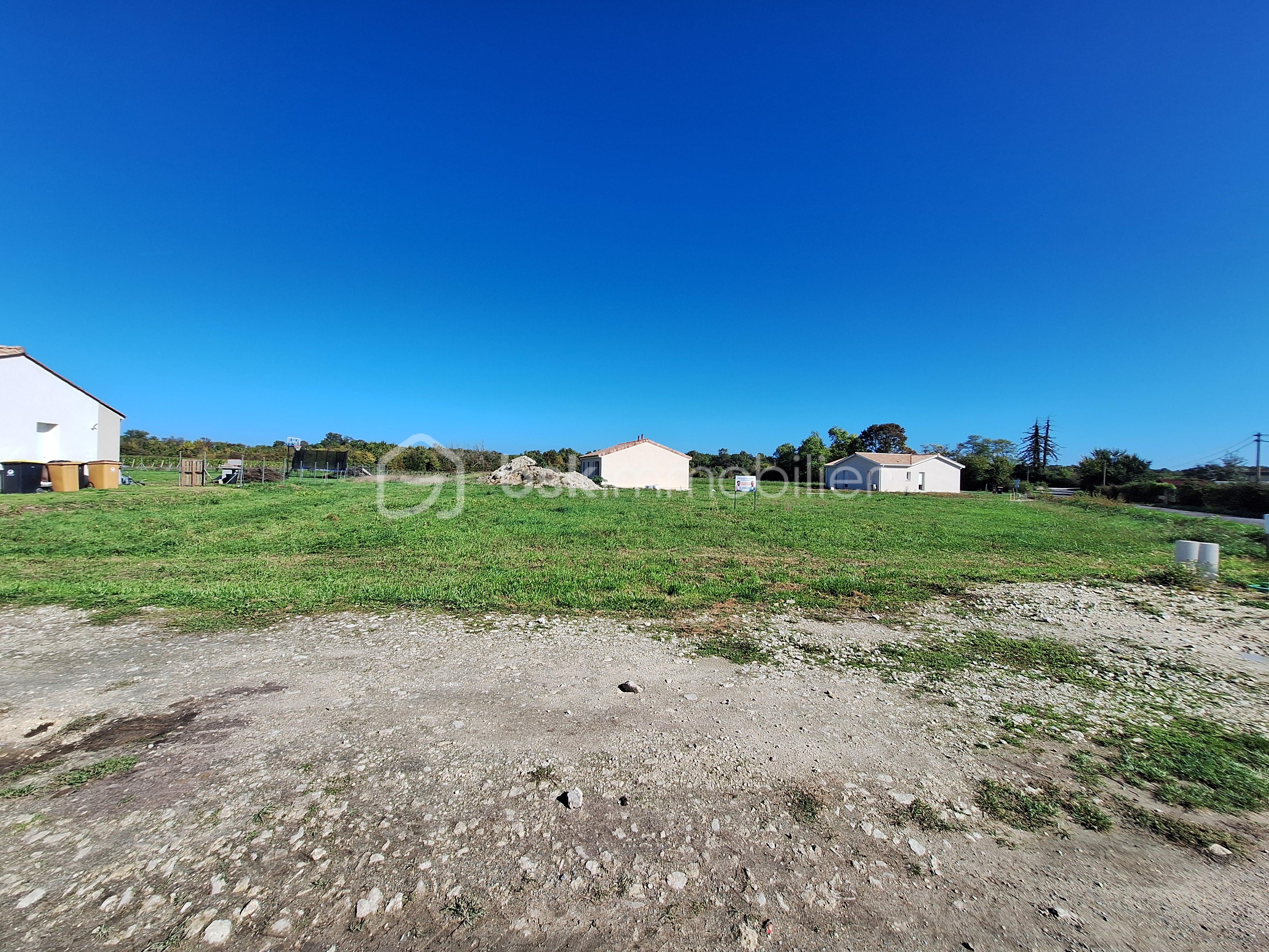 Terrain de 1 300 m² - 1 10-2025.jpg