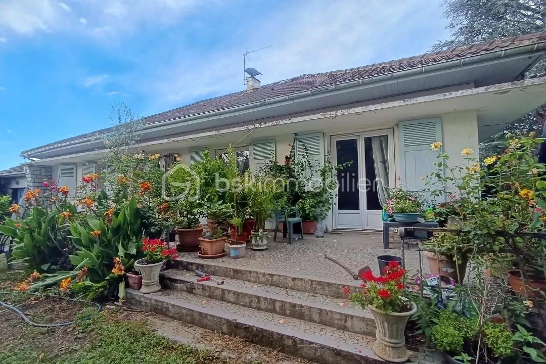 Maison de 145 m² - hoqi-6b66e9e06dc345659ce5ecef64a741c5.jpg