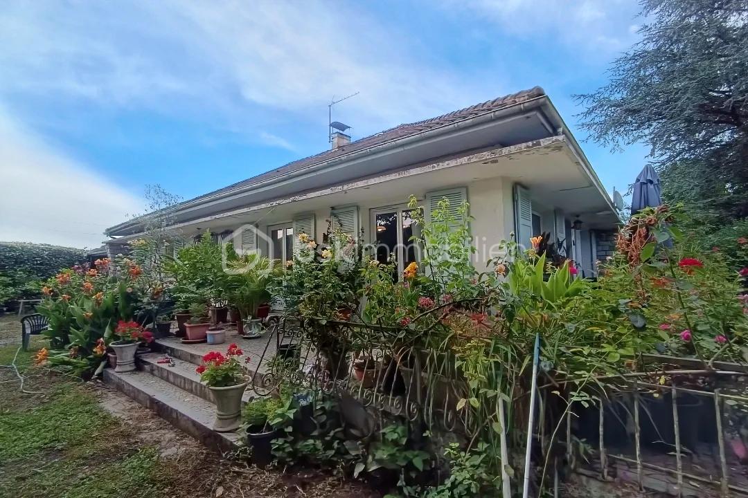 Maison de 145 m² - hoqi-aa01bb4d13394ce9b6f118845cccf383.jpg