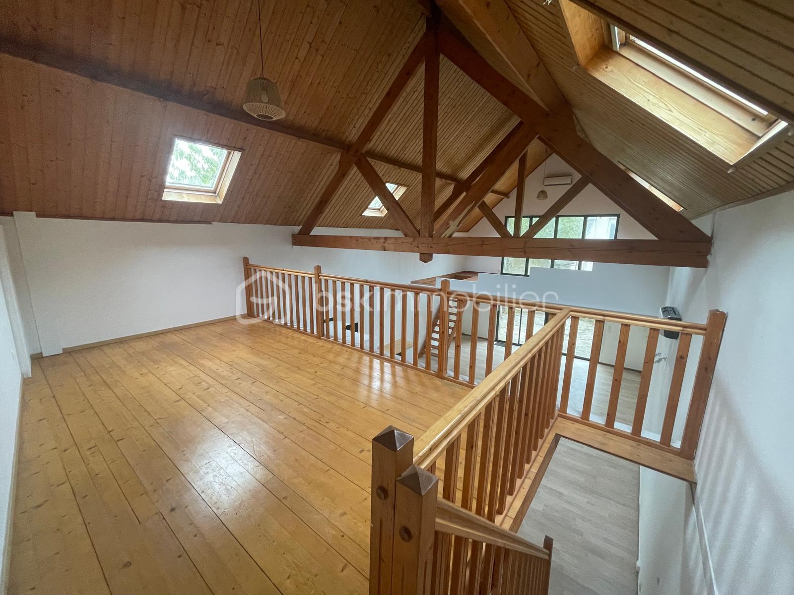 Loft de 100 m² - IMG-20250917-WA0019.jpg