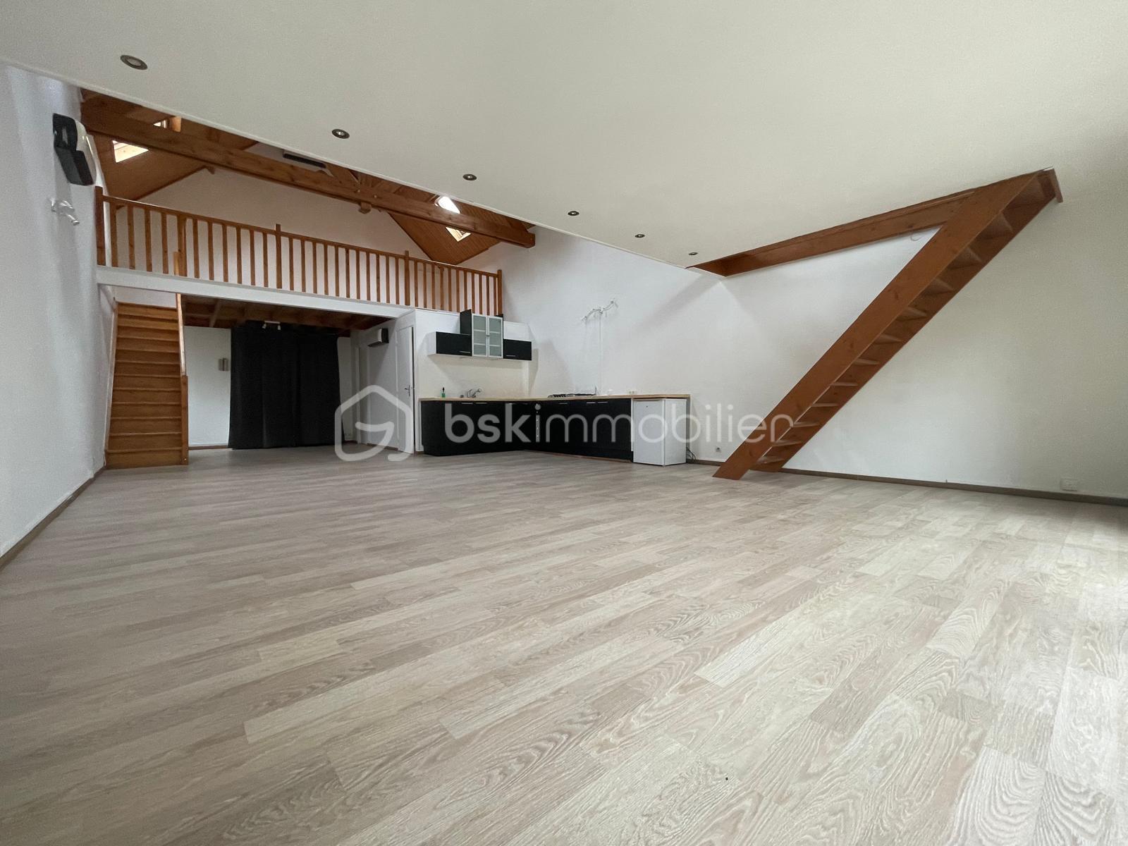 Loft de 100 m² - IMG-20250917-WA0021.jpg