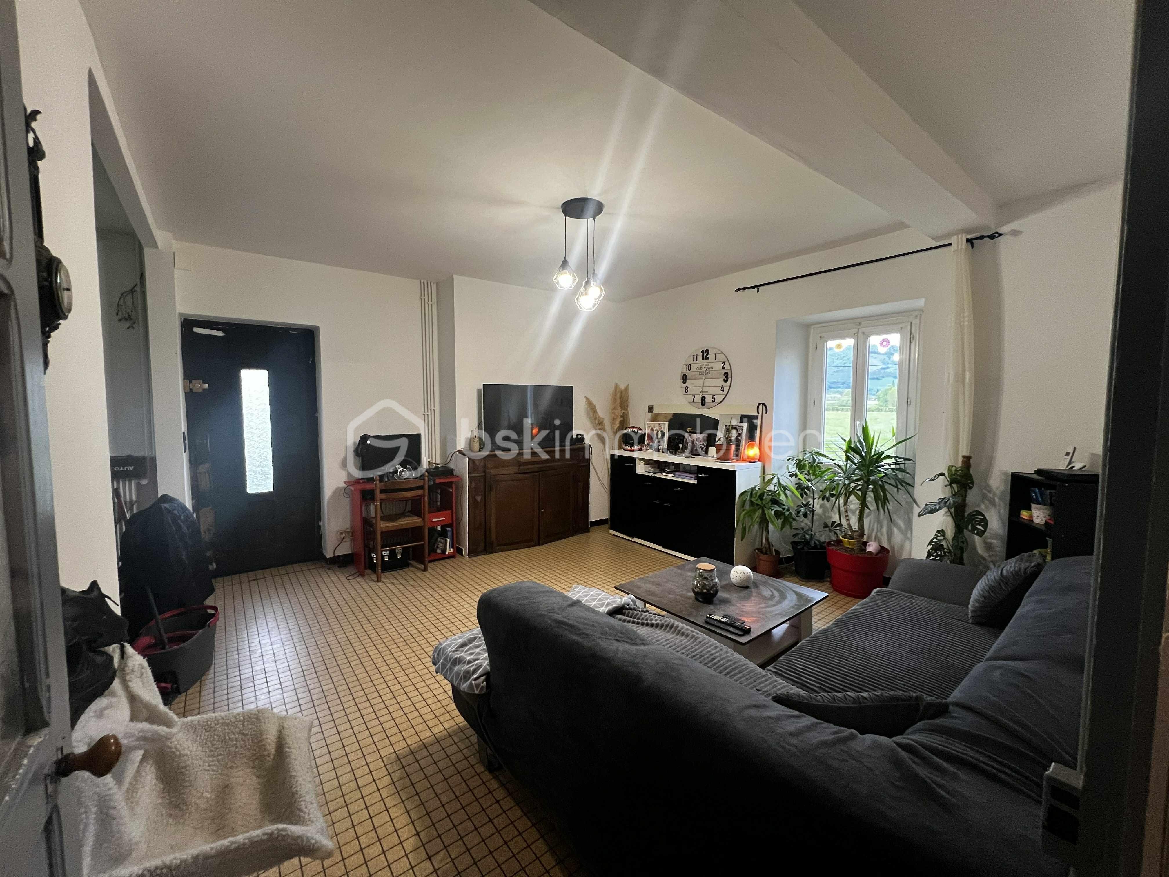 Maison de 155 m² - att.DLY0IdgSGieKShf1X7dpWwPuzcsLbME20T8xsjy8MCQ.jpeg