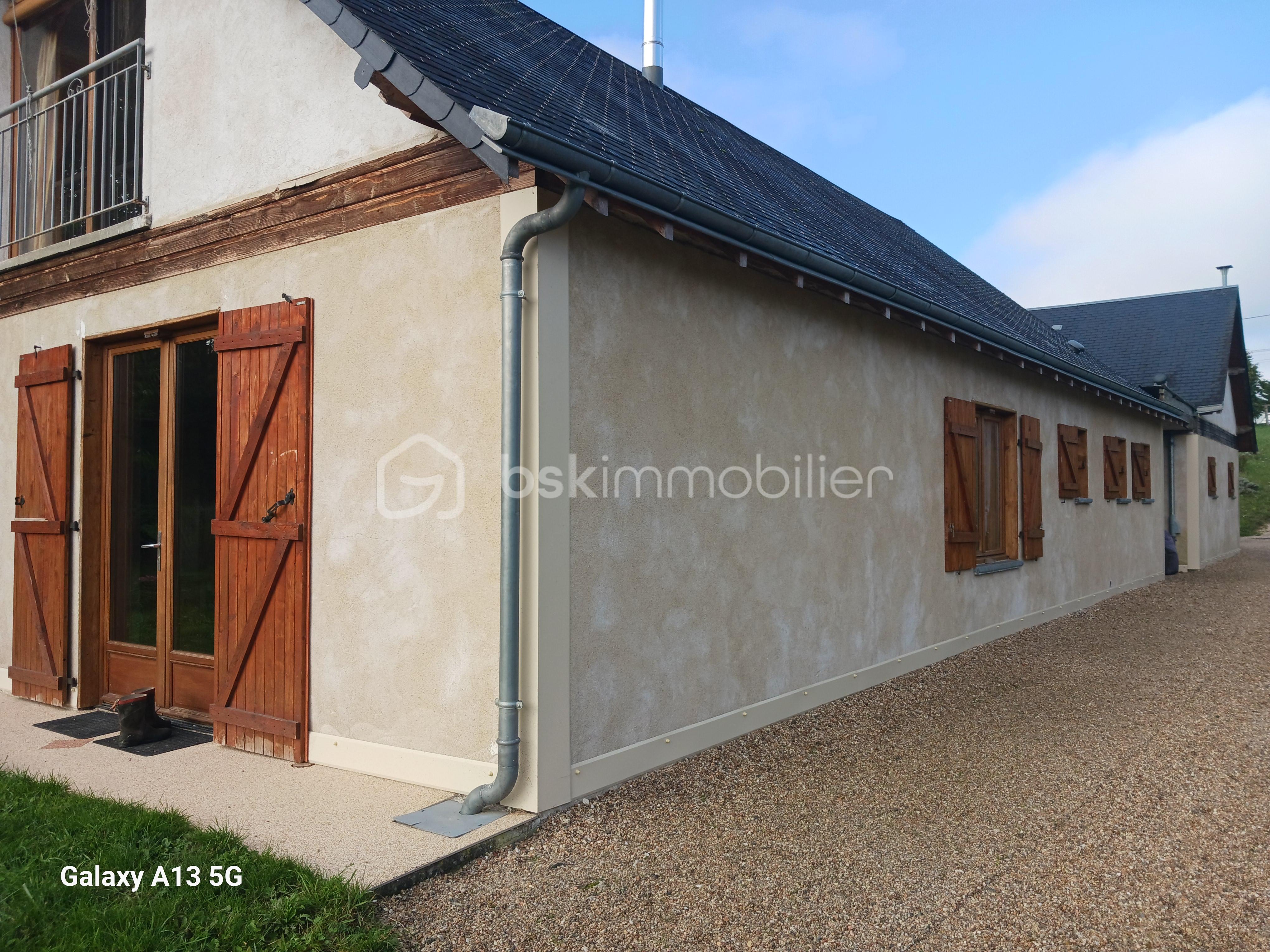 Maison de 212 m² - 20251015_102125.jpg