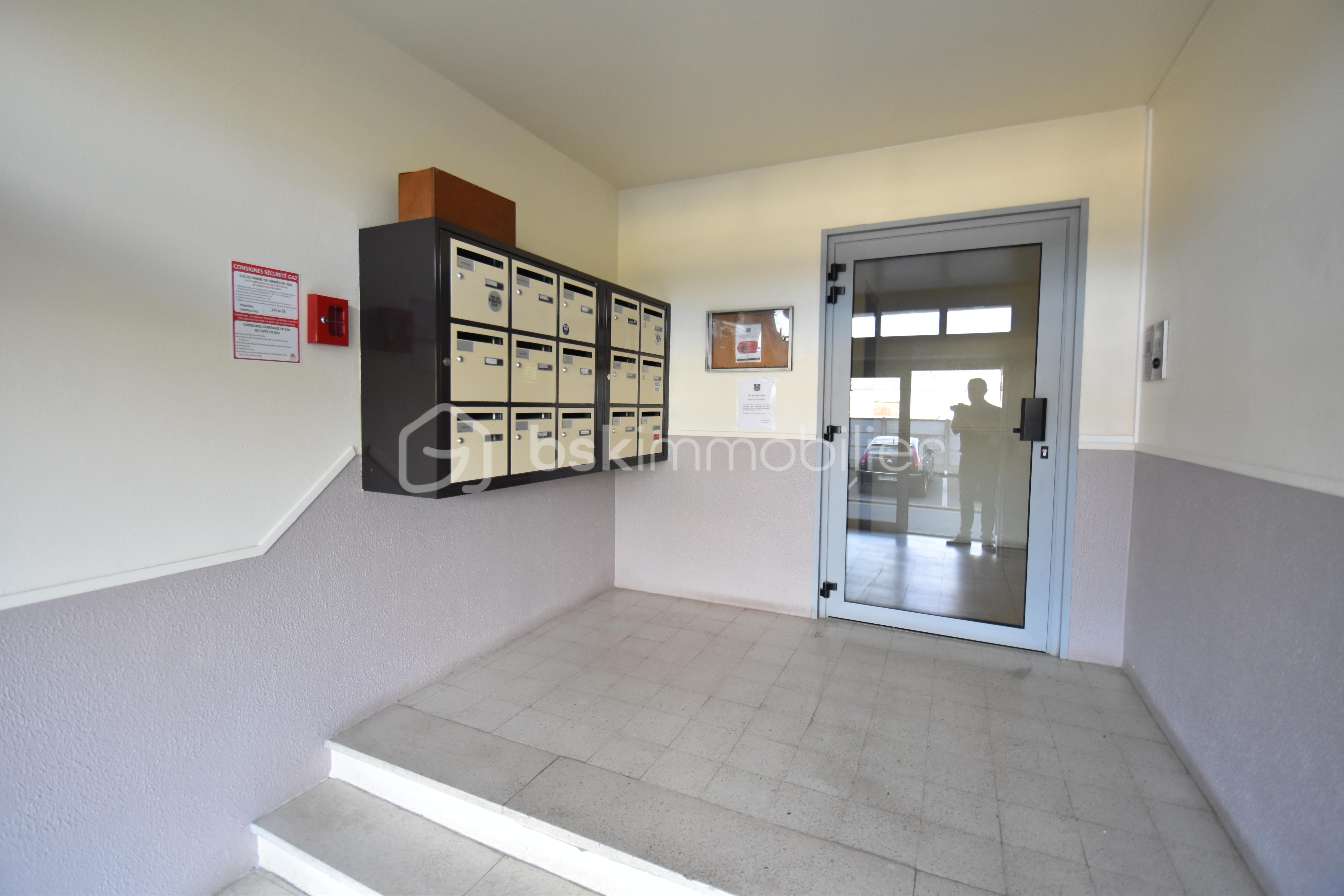Appartement de 55,35 m² - entrée1.JPG