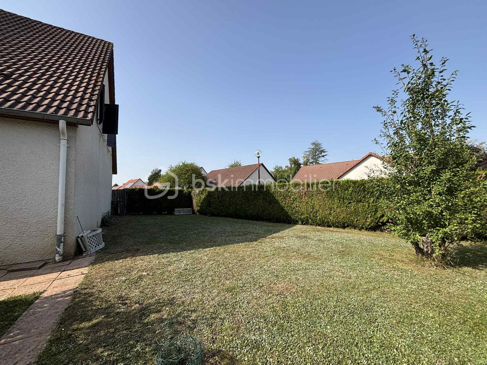 Maison traditionnelle de 165,87 m² - 992e95e4-51dd-4dc6-aeb3-e9ece4057dc5.jpeg