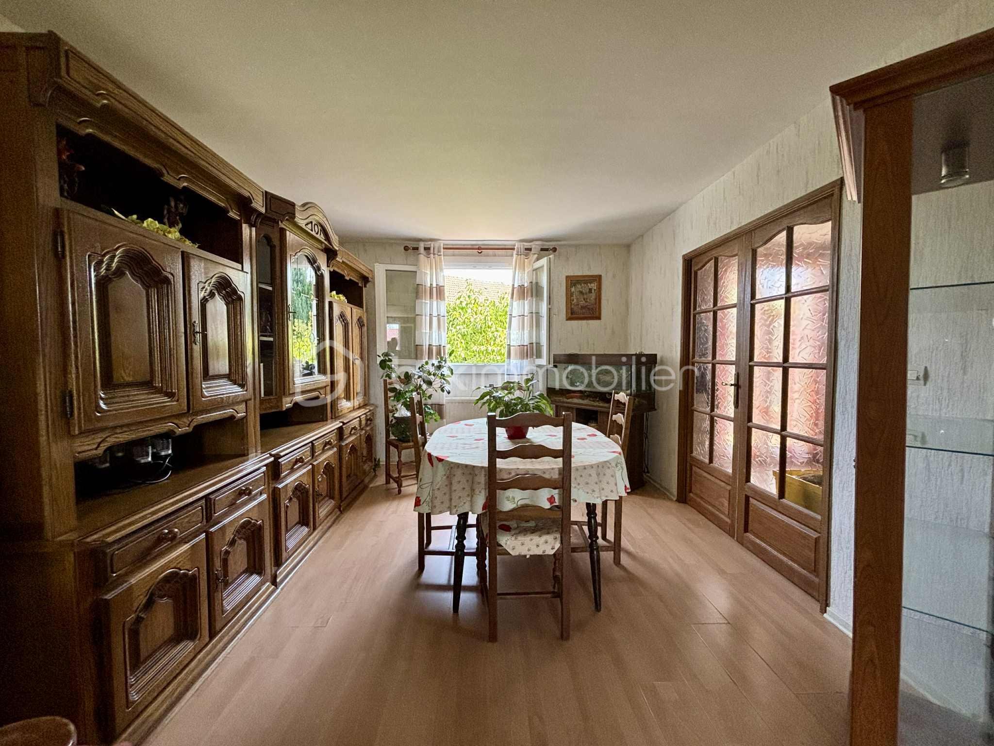 Maison traditionnelle de 165,87 m² - be8b795f-9ab2-4a8c-bd60-d4b0875b7a8f.jpeg