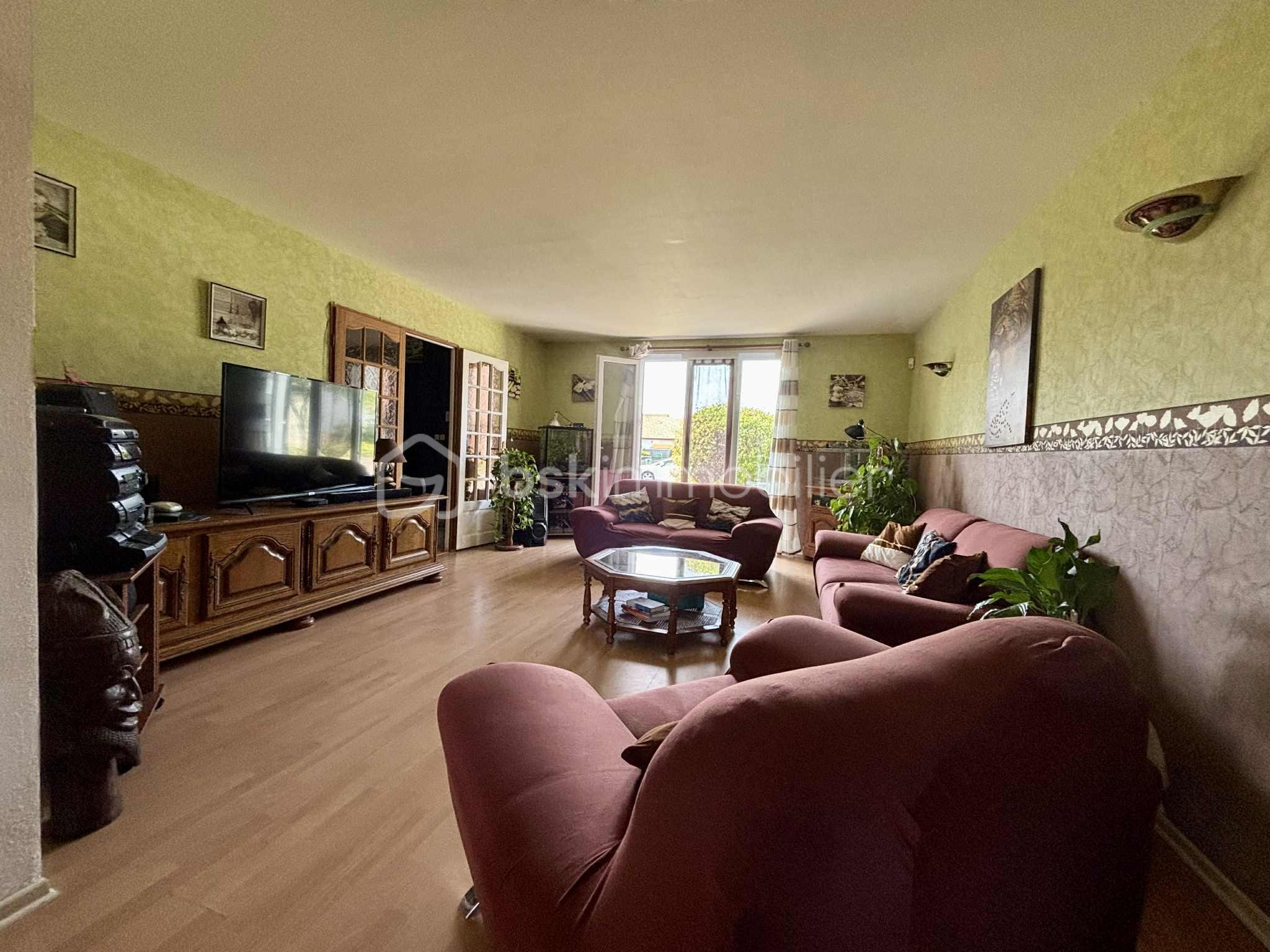 Maison traditionnelle de 165,87 m² - abece992-9525-4041-bd85-991e5353c54e.jpeg