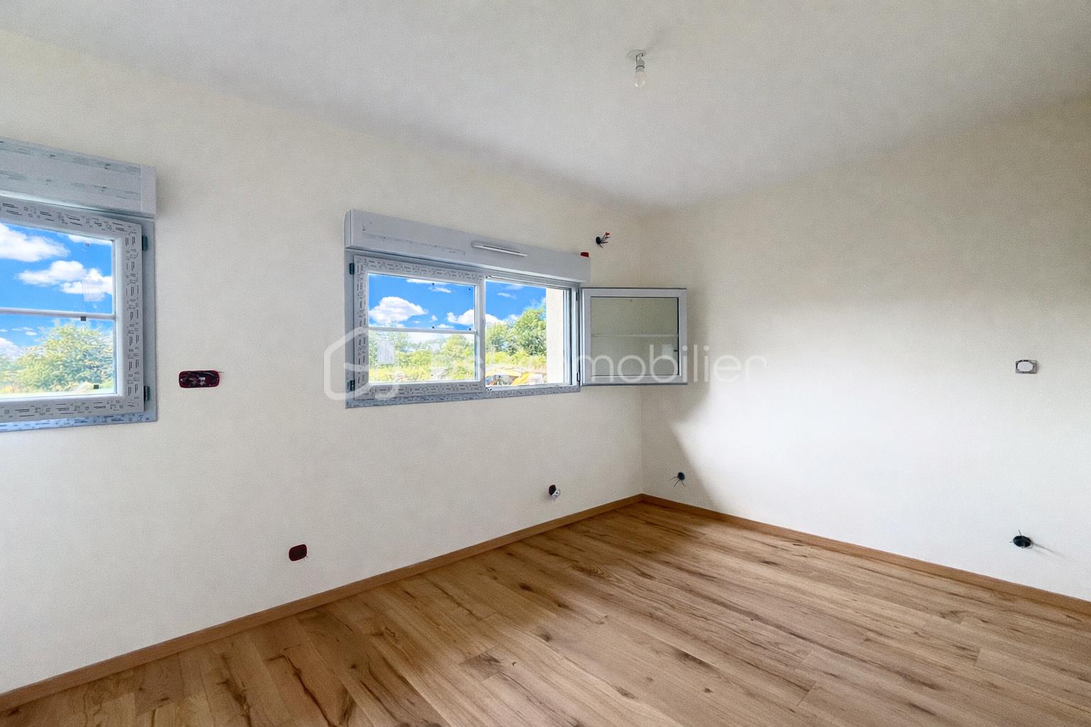 Duplex de 88 m² - 91A58083-673C-480D-B4C1-2944978935A5.PNG