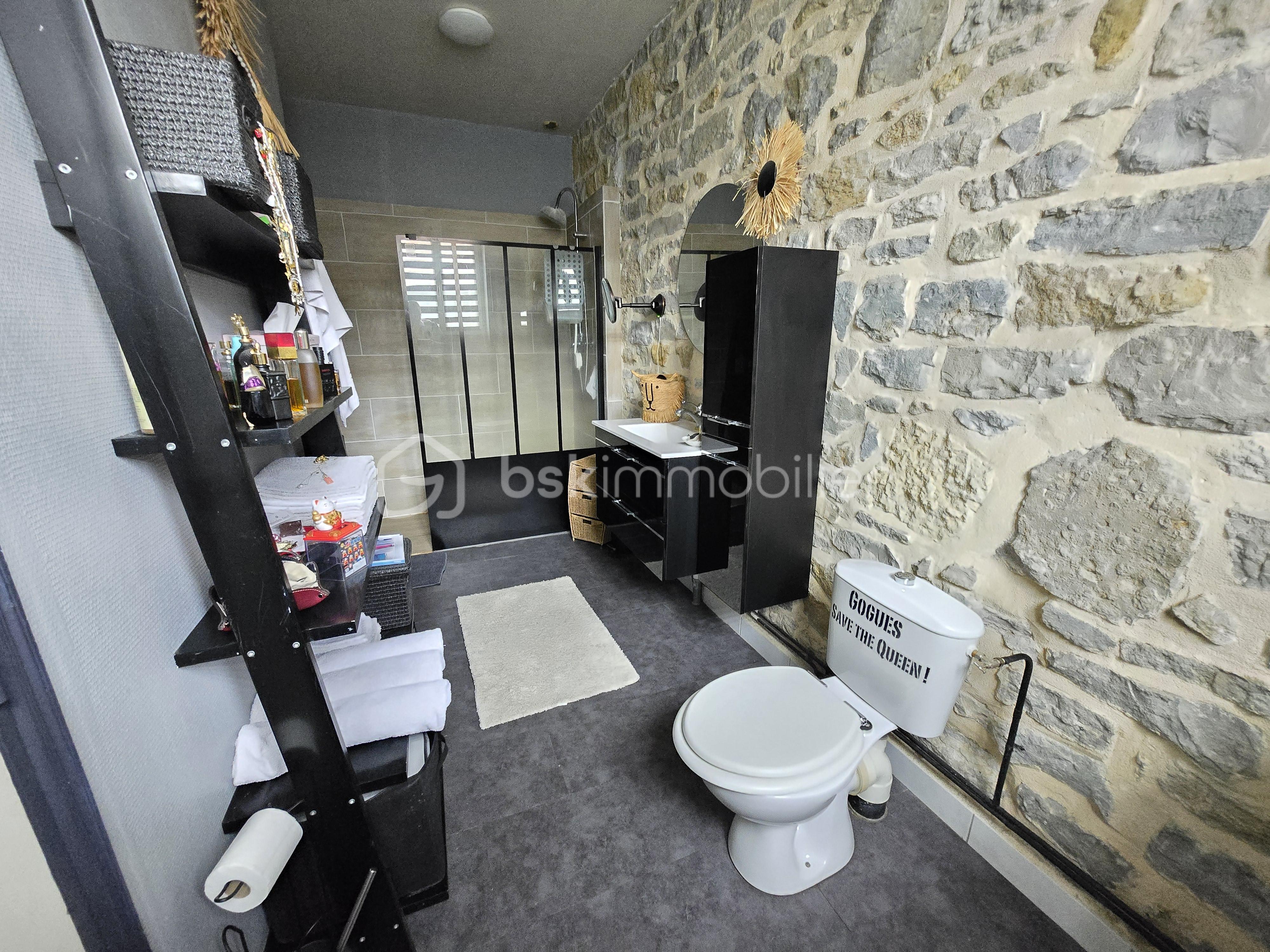 Maison de ville de 205 m² - 20250915_153518.jpg