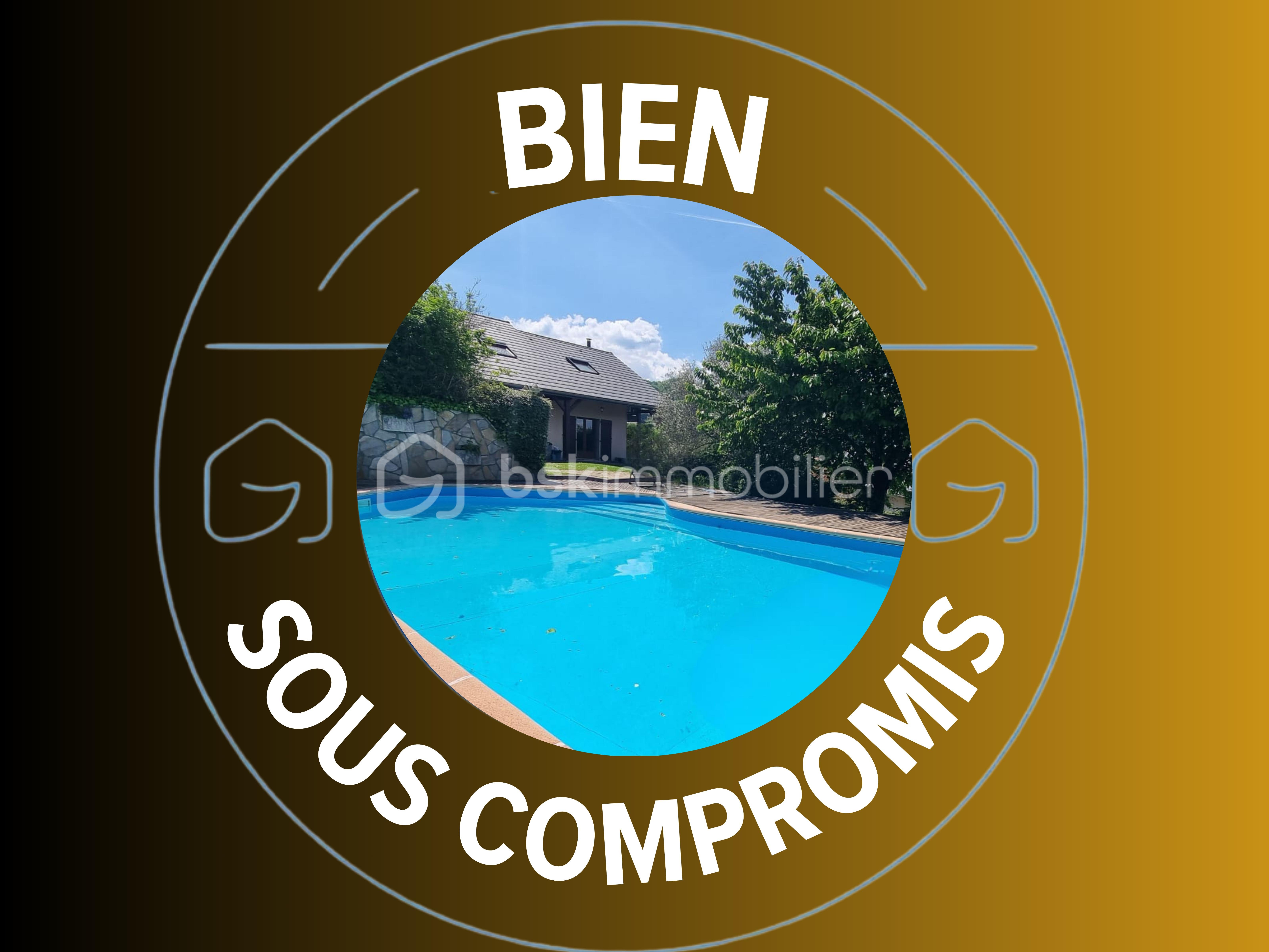 Maison de 220 m² - BIENS SOUS OFFRESOUS COMPROMIS.png