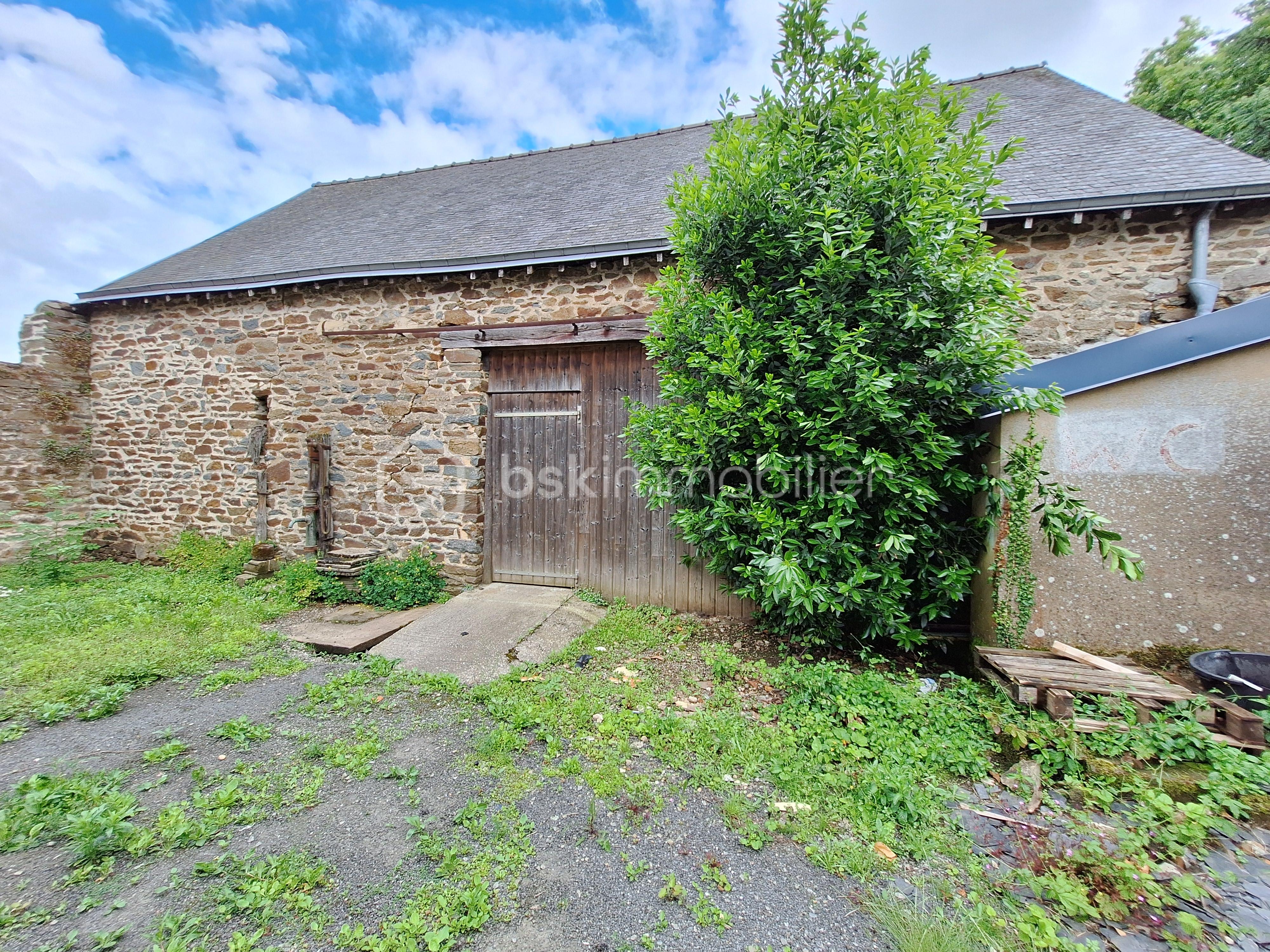 Immeuble mixte de 136 m² - 1000033359.jpg