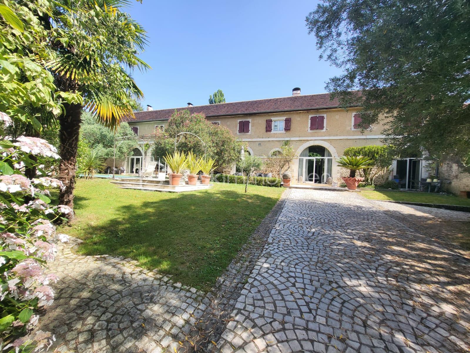 Domaine de 400 m² - IMG-20250911-WA0010.jpg