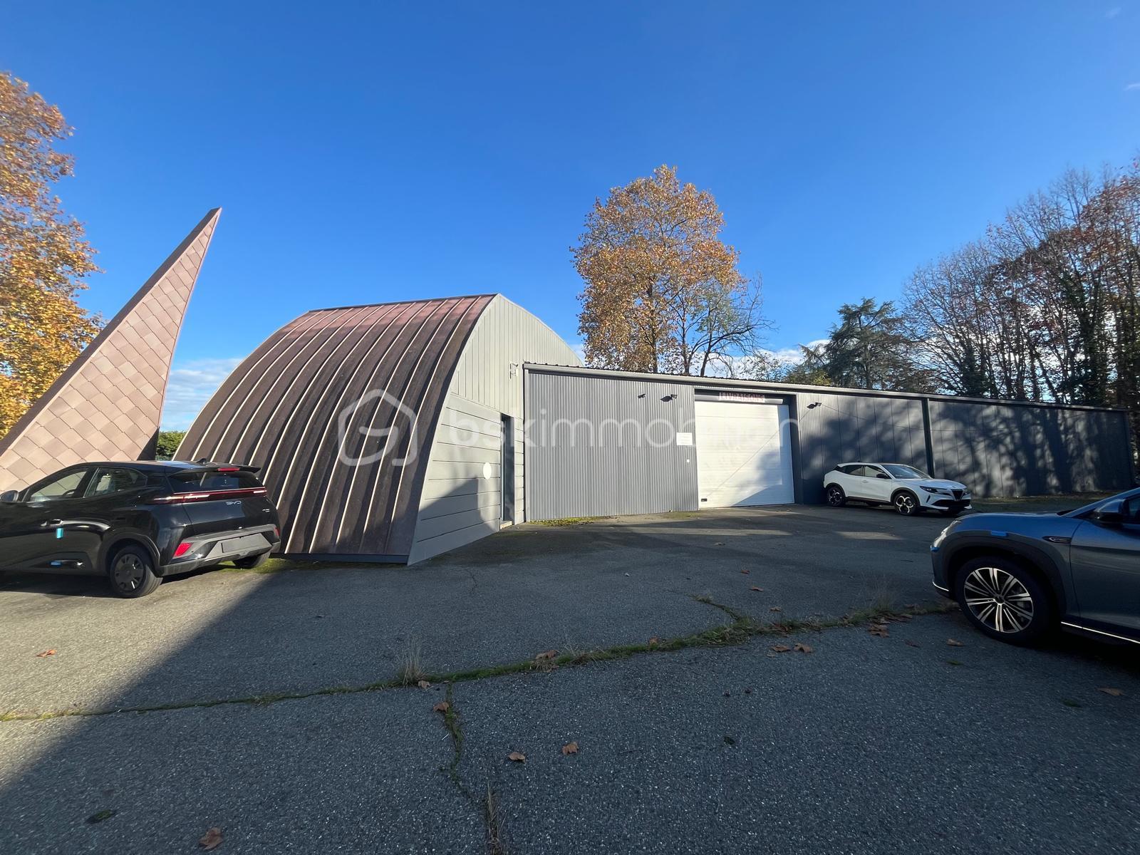 Immeuble de 767 m² - WhatsApp Image 2025-11-10 à 21.05.58_63d4e375.jpg