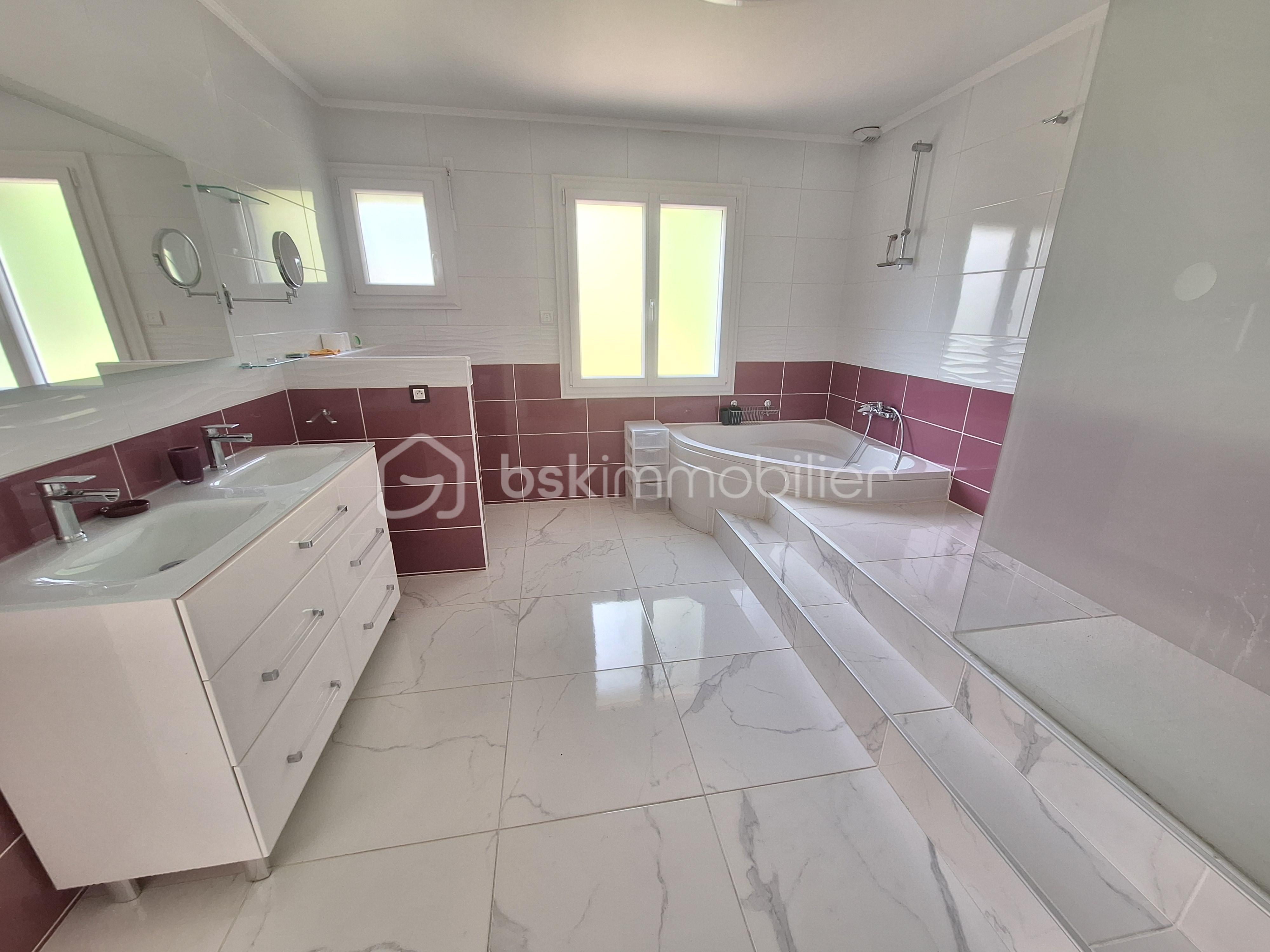 Maison de 160 m² - 20250901_152427.jpg